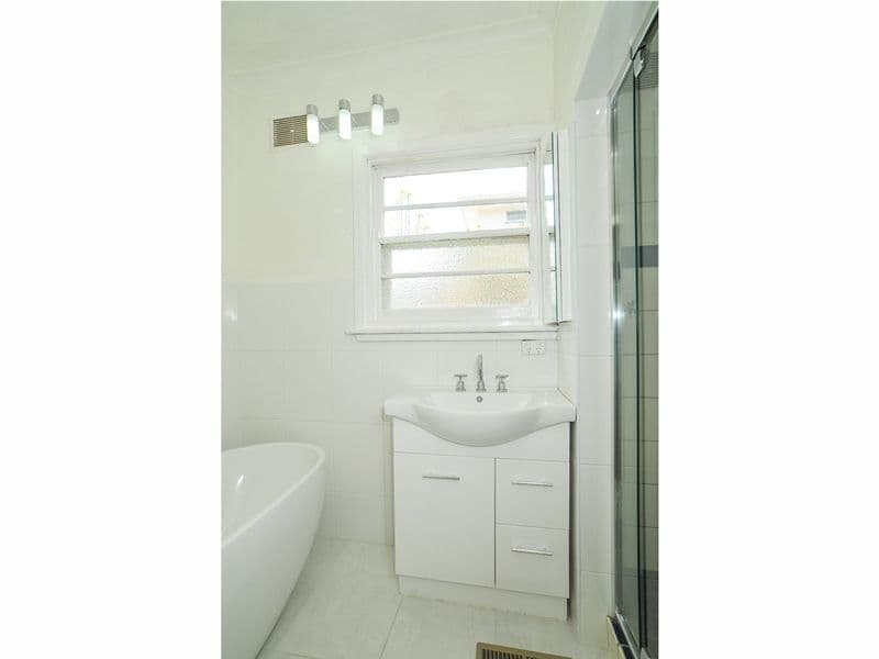 12 Simpson Street, MITCHAM VIC 3132, Mitcham - Thumbnail 4