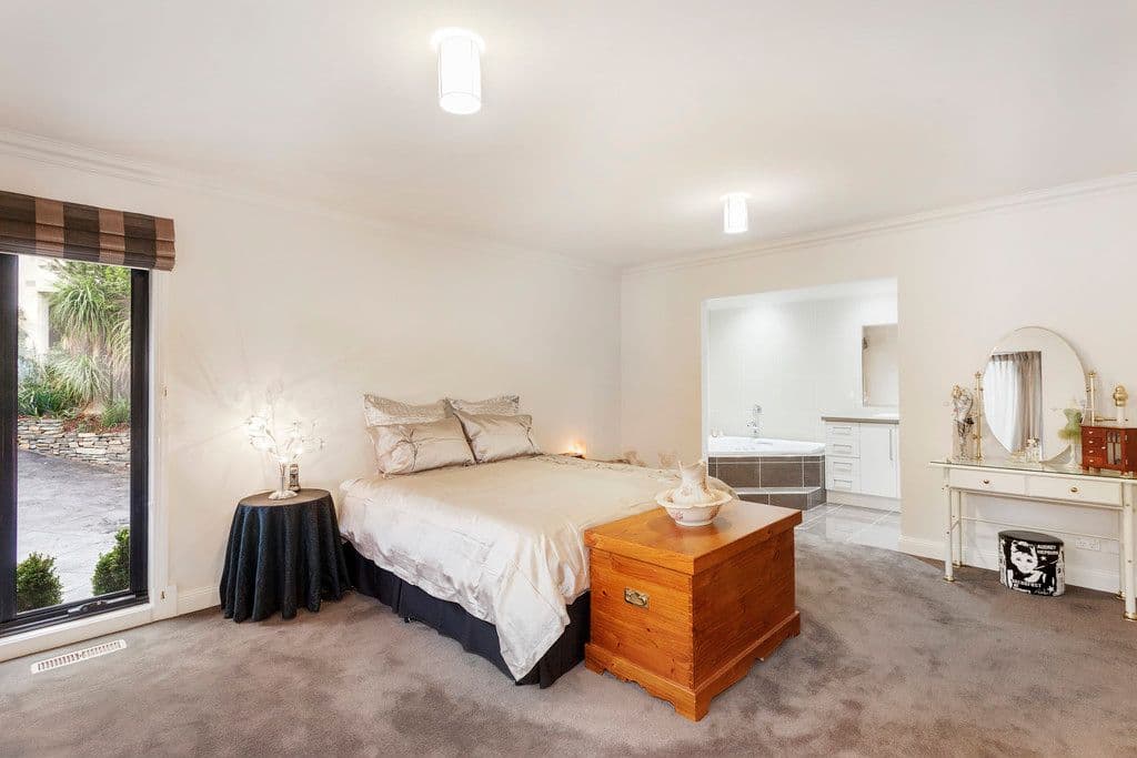 8 Koolkuna Avenue, Doncaster VIC 3108, Doncaster - Thumbnail 6