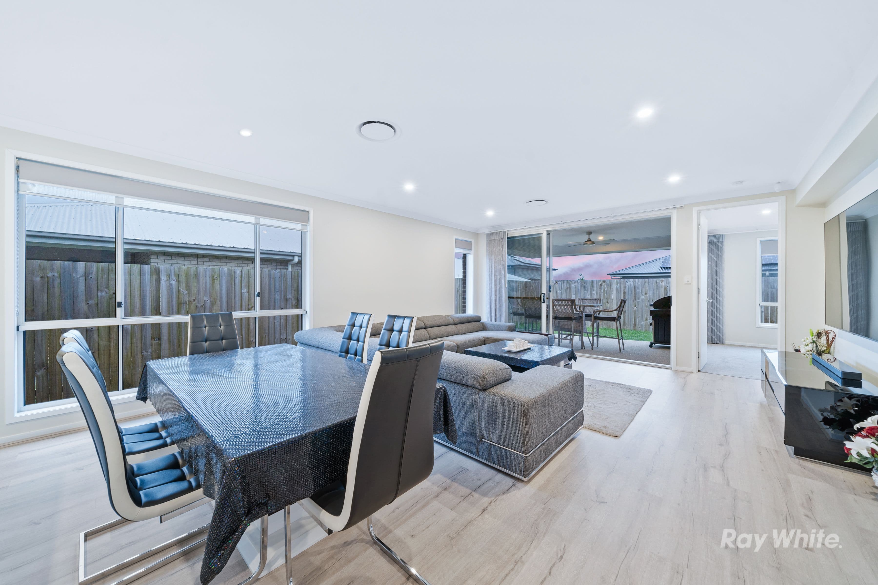 51 Olive Avenue, Greenbank QLD 4124, Greenbank - Thumbnail 4
