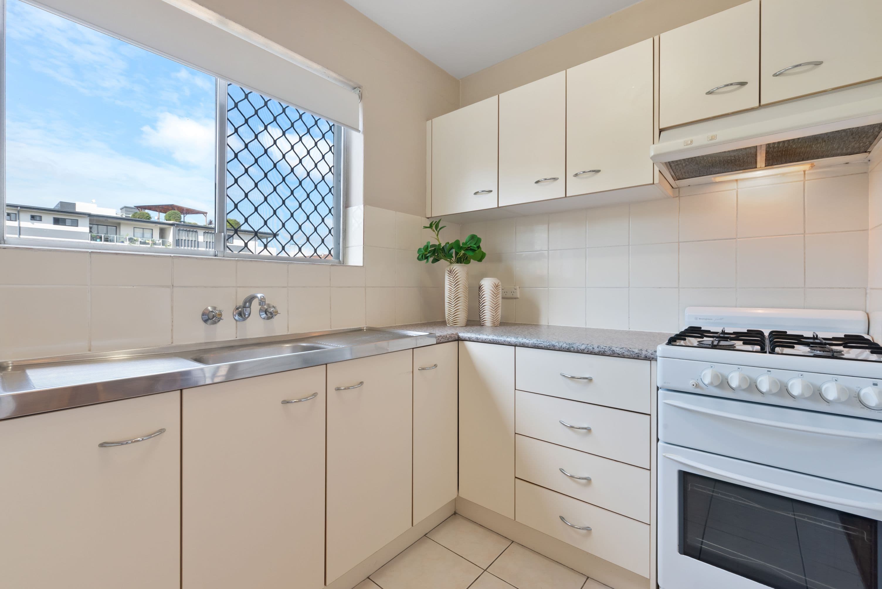 31 Grantson Street, Windsor QLD 4030, Windsor - Thumbnail 3
