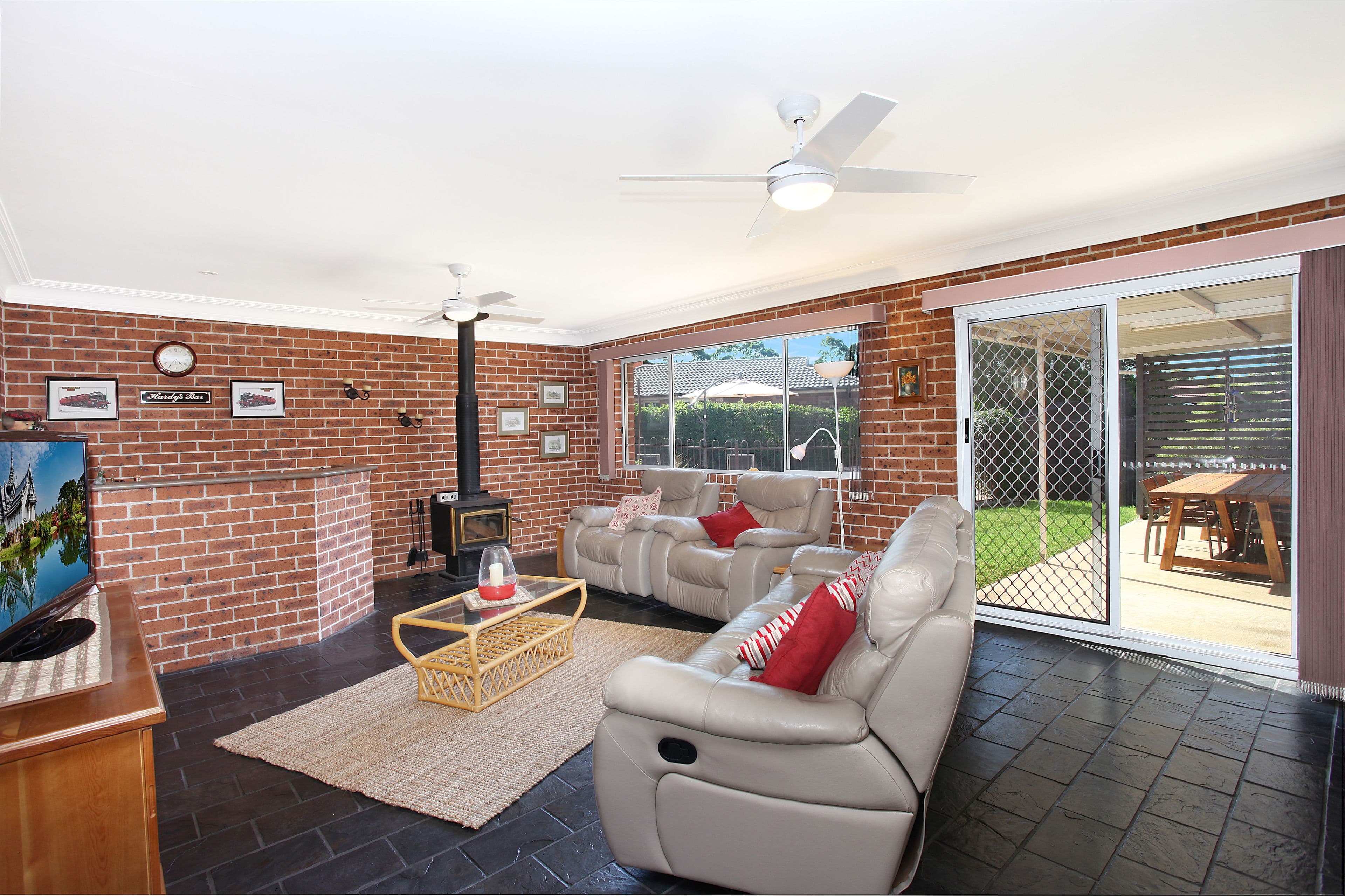 11 Mildara Place, Edensor Park - Thumbnail 3