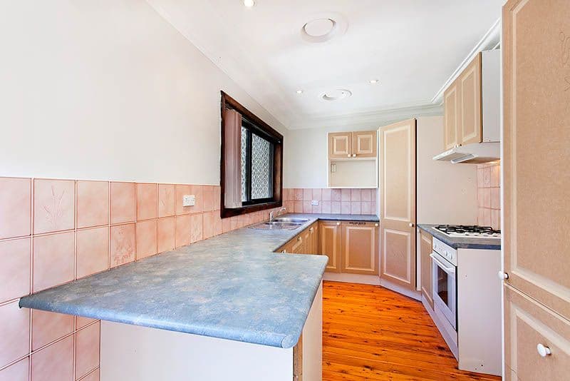 12 Sammat Avenue, BARRACK HEIGHTS NSW 2528, Barrack Heights - Thumbnail 2