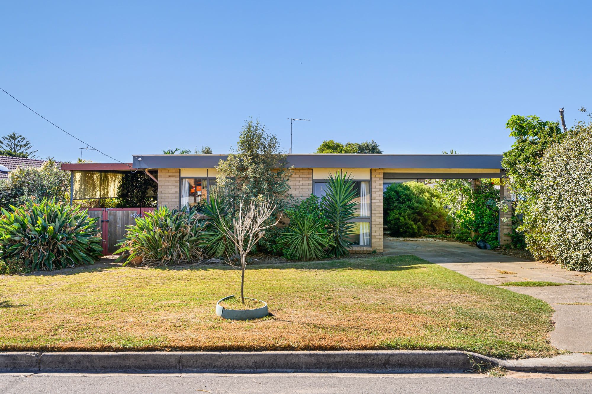 33 Ramsgate Avenue, Christies Beach SA 5165, Christies Beach - Thumbnail 4