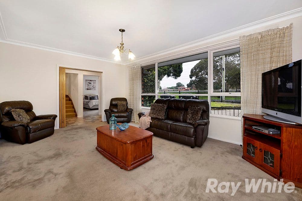 66 Whites Lane, Glen Waverley VIC 3150, Glen Waverley - Thumbnail 2