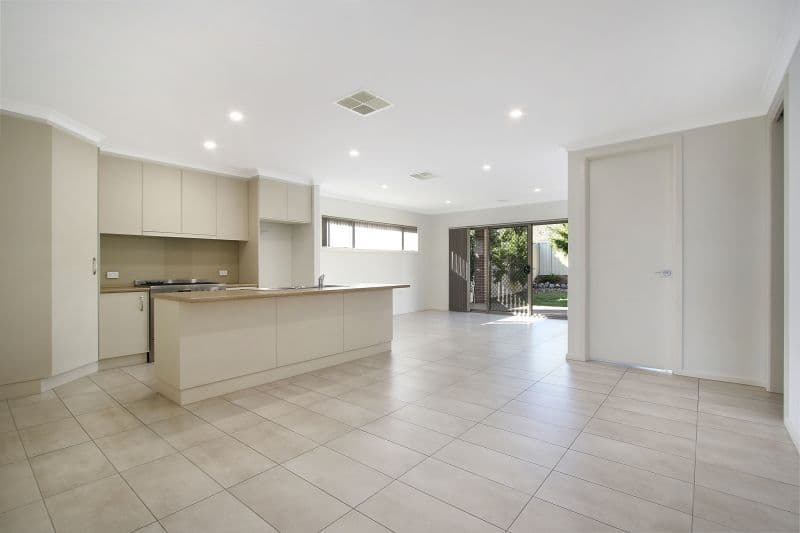 22 Ruthven Circuit, Wodonga VIC 3690, Wodonga - Thumbnail 6