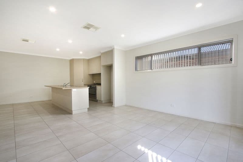 22 Ruthven Circuit, Wodonga VIC 3690, Wodonga - Thumbnail 8