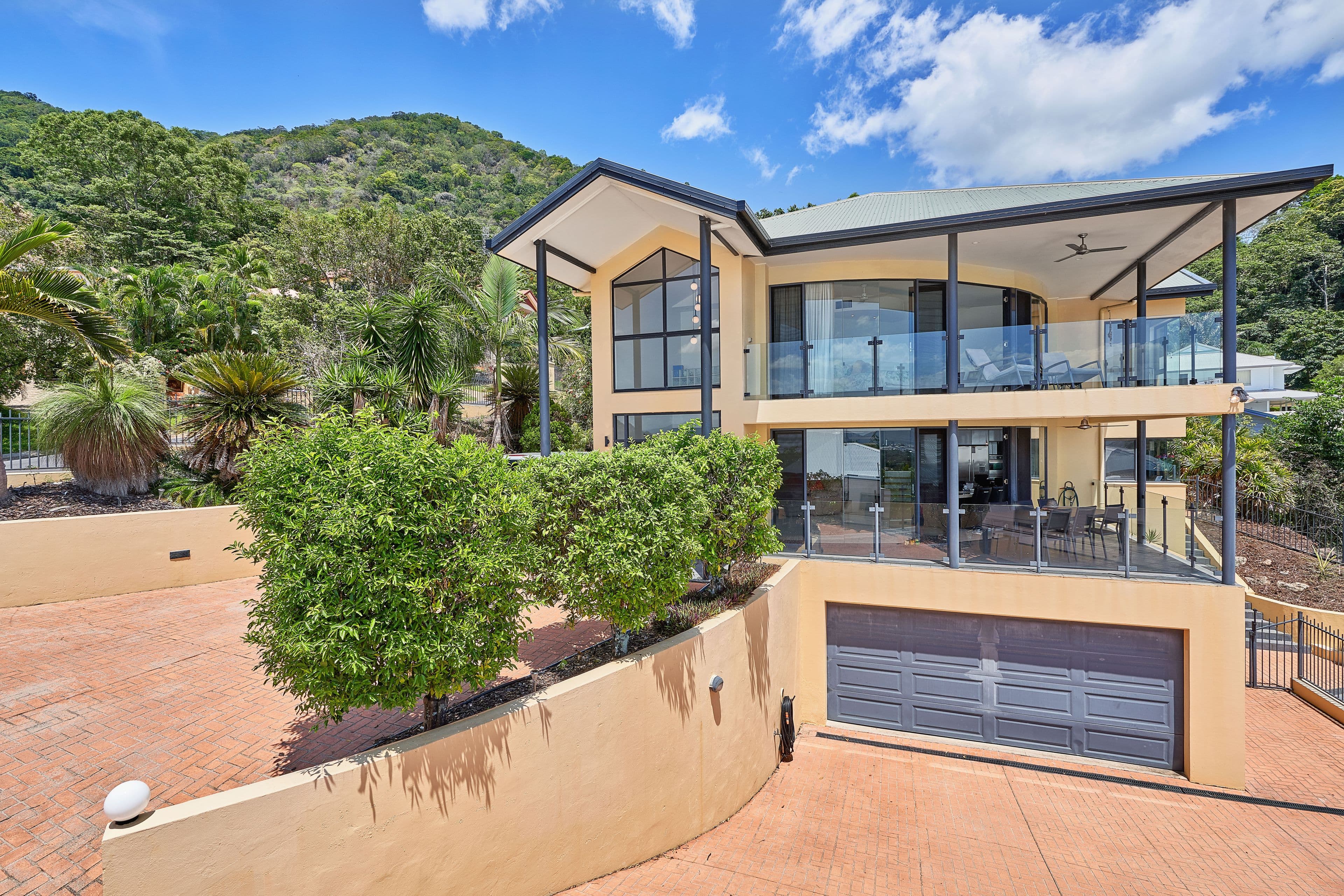 48 Summer Hill Drive, Mooroobool QLD 4870, Mooroobool - Thumbnail 3