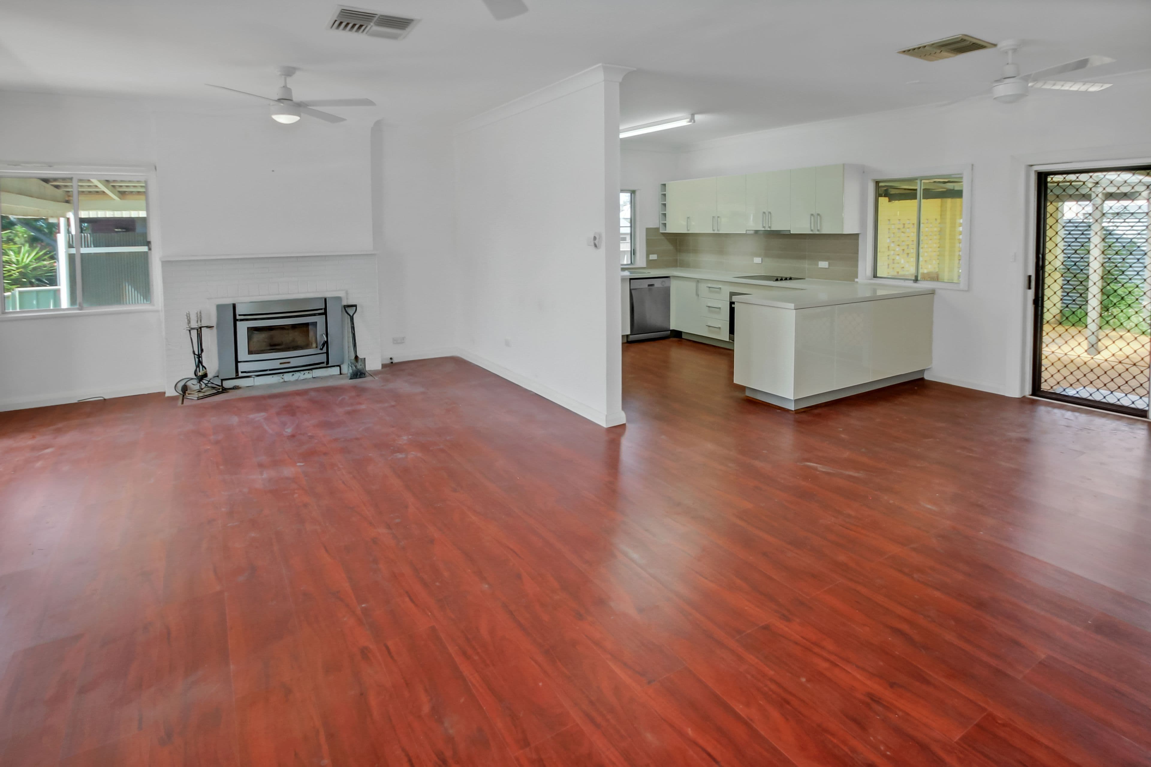 16 Centre Street, Quirindi NSW 2343, Quirindi - Thumbnail 2