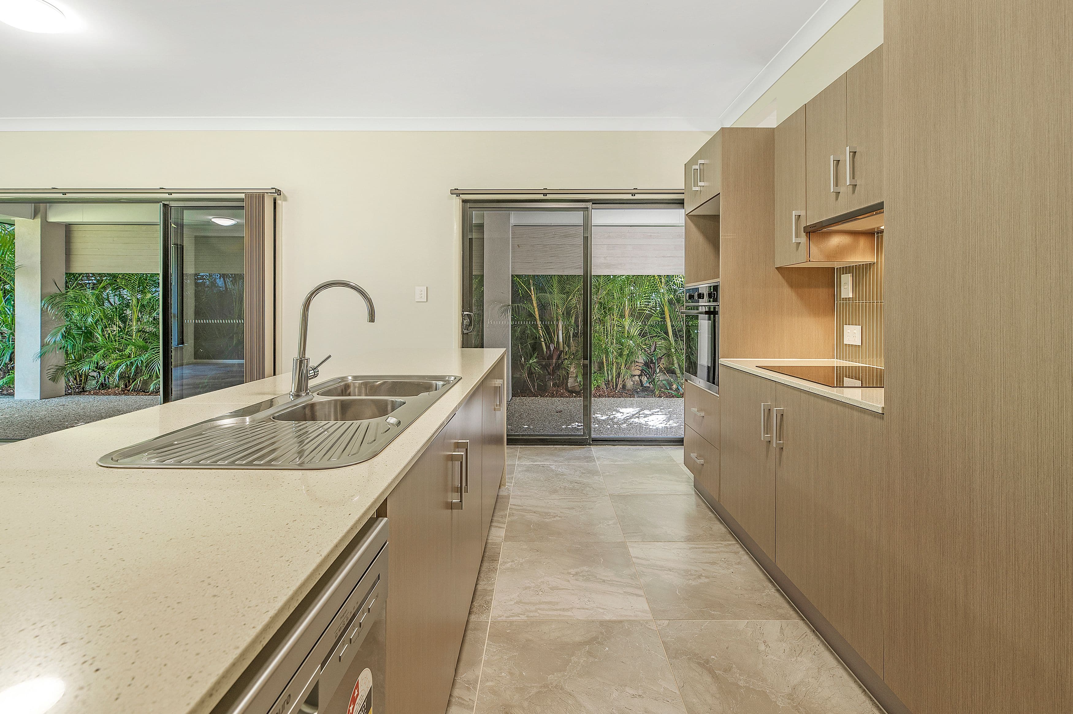 16 Jackson Ridge Road, Upper Coomera QLD 4209, Upper Coomera - Thumbnail 4