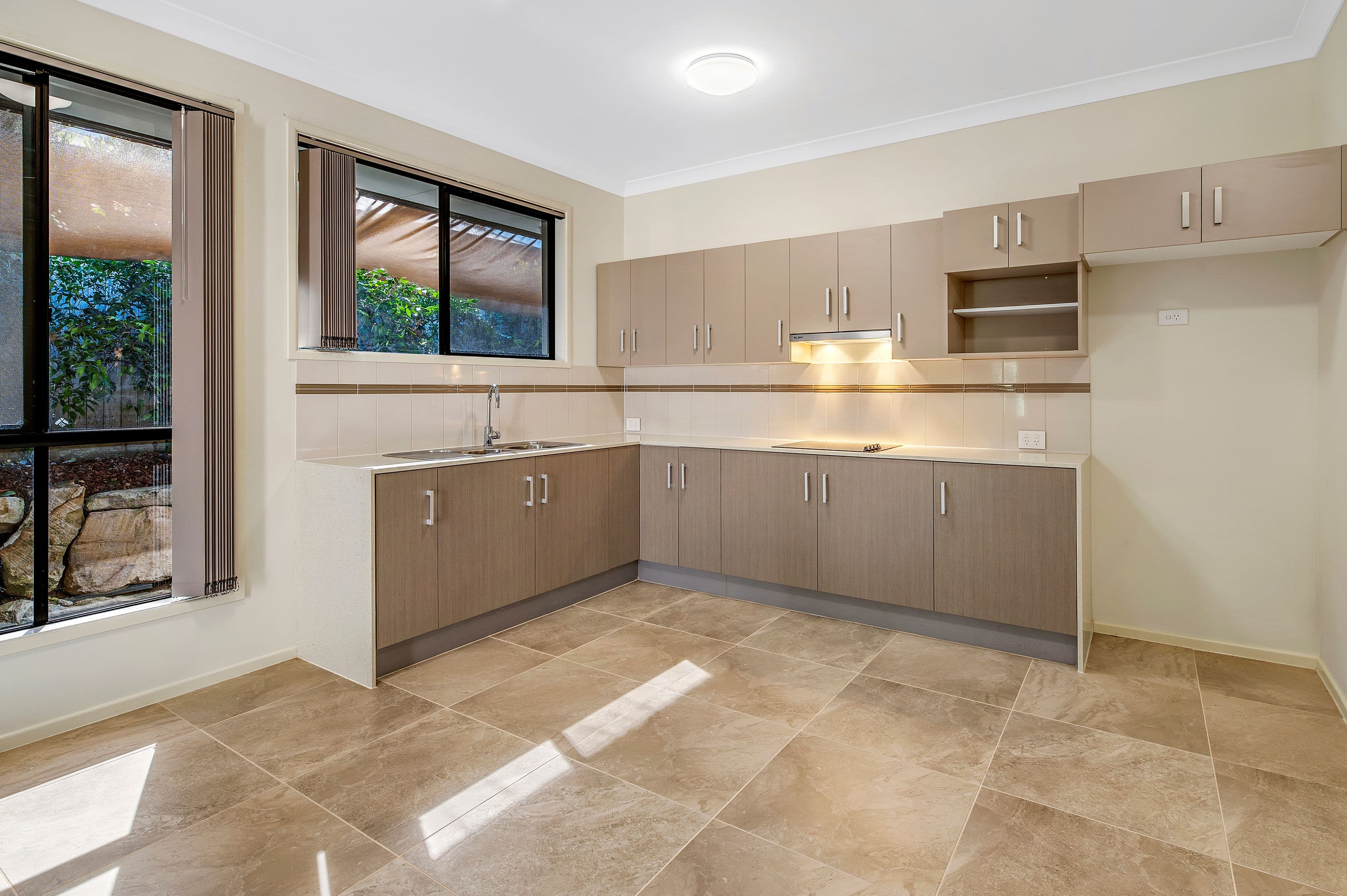 16 Jackson Ridge Road, Upper Coomera QLD 4209, Upper Coomera - Thumbnail 8