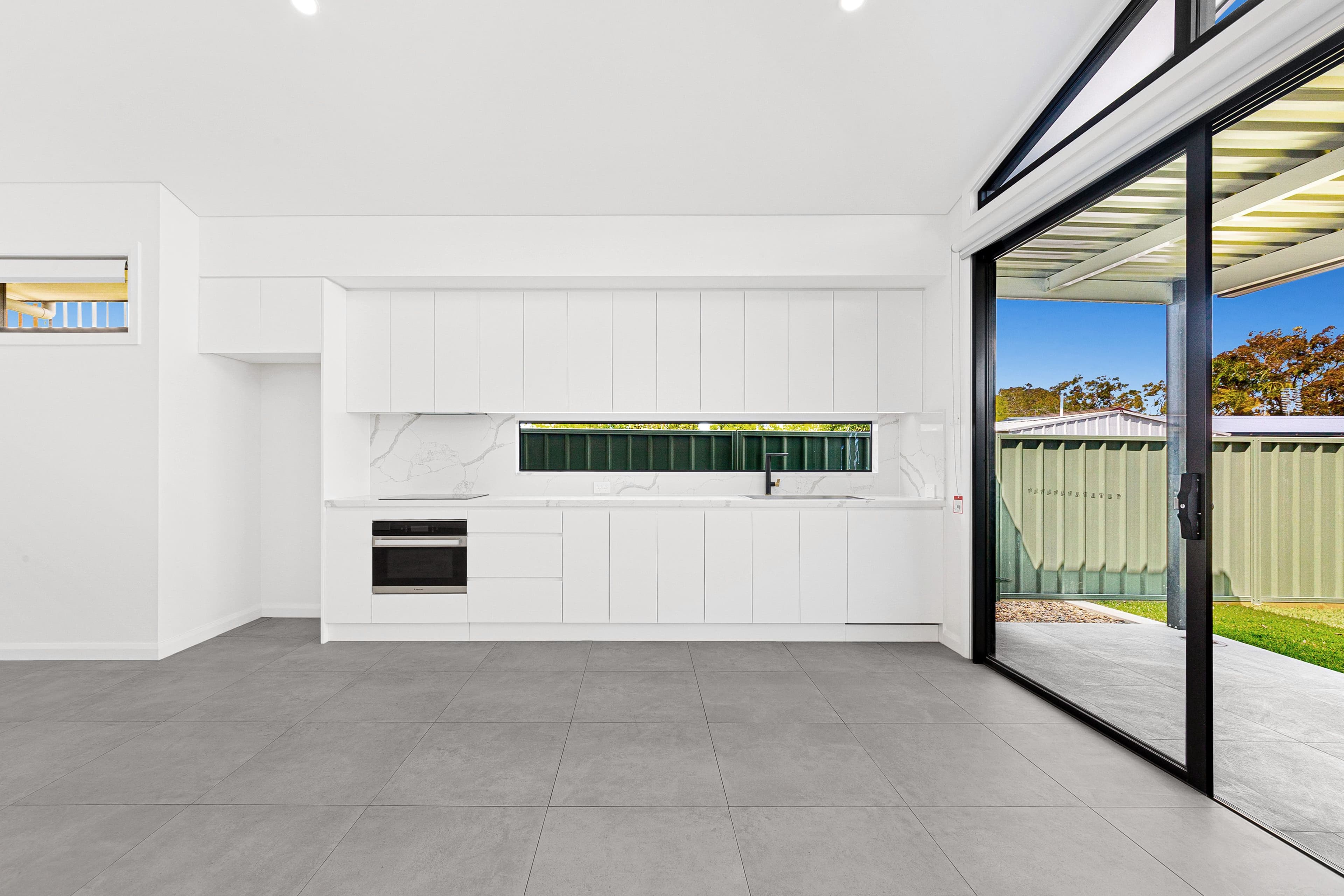 22a Woolana Avenue, BUDGEWOI NSW 2262, Budgewoi - Thumbnail 2
