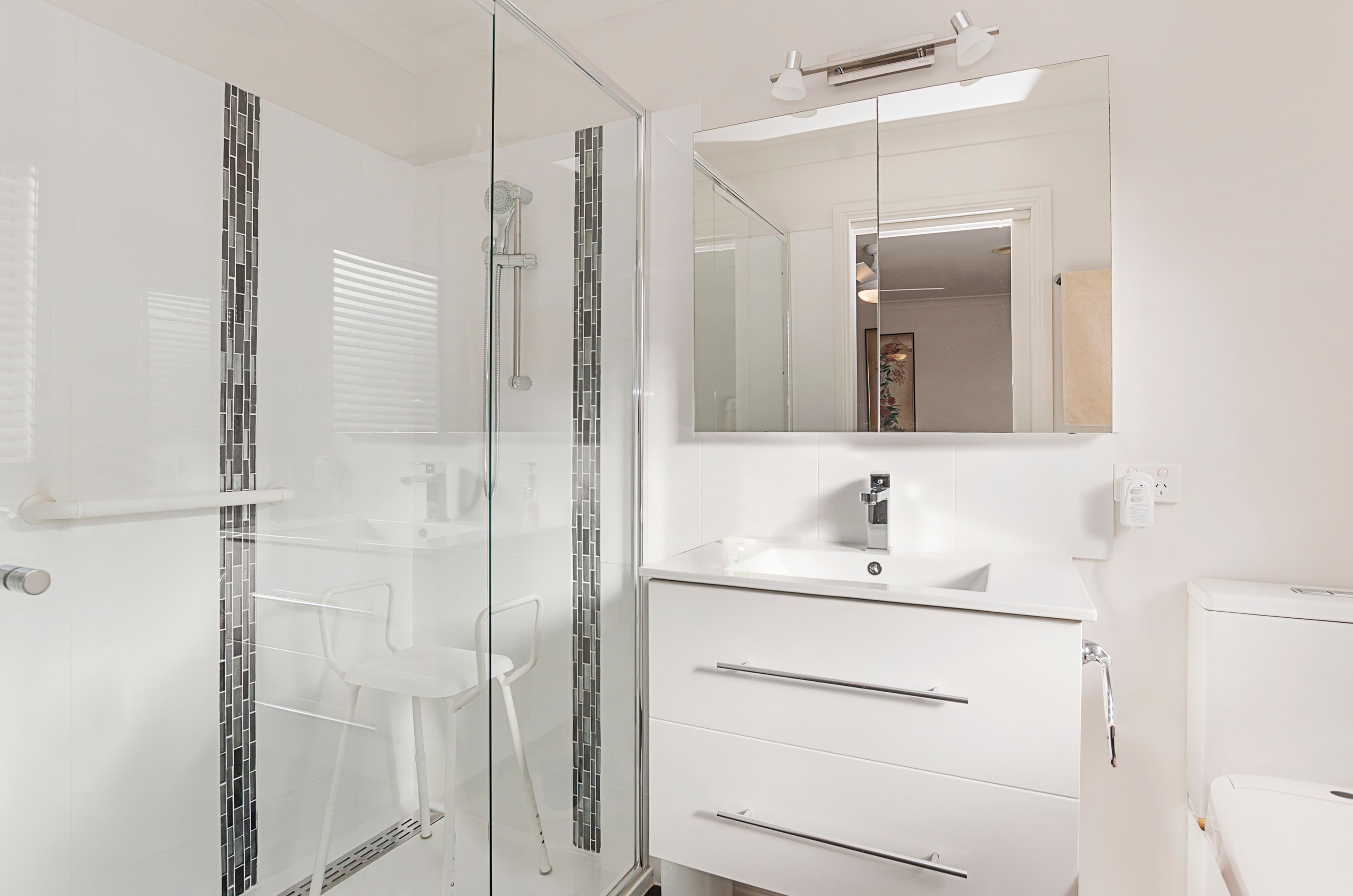 15 Battarbee Street, Warrnambool VIC 3280, Warrnambool - Thumbnail 8