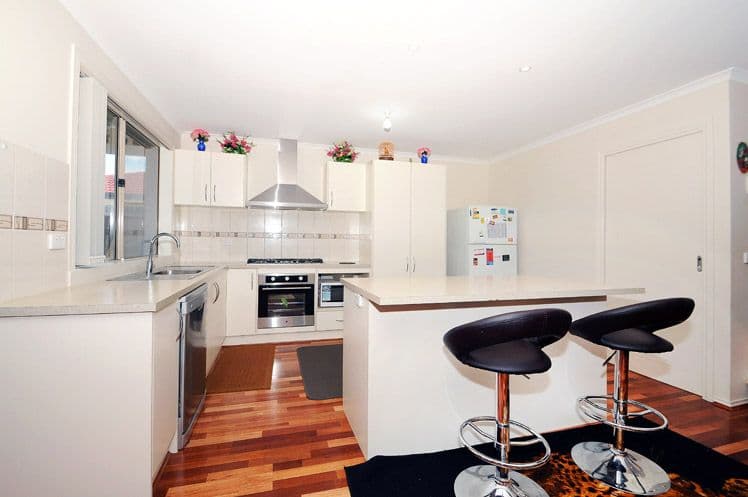 15 Myhaven Circuit, Carrum Downs VIC 3201, Carrum Downs - Thumbnail 2