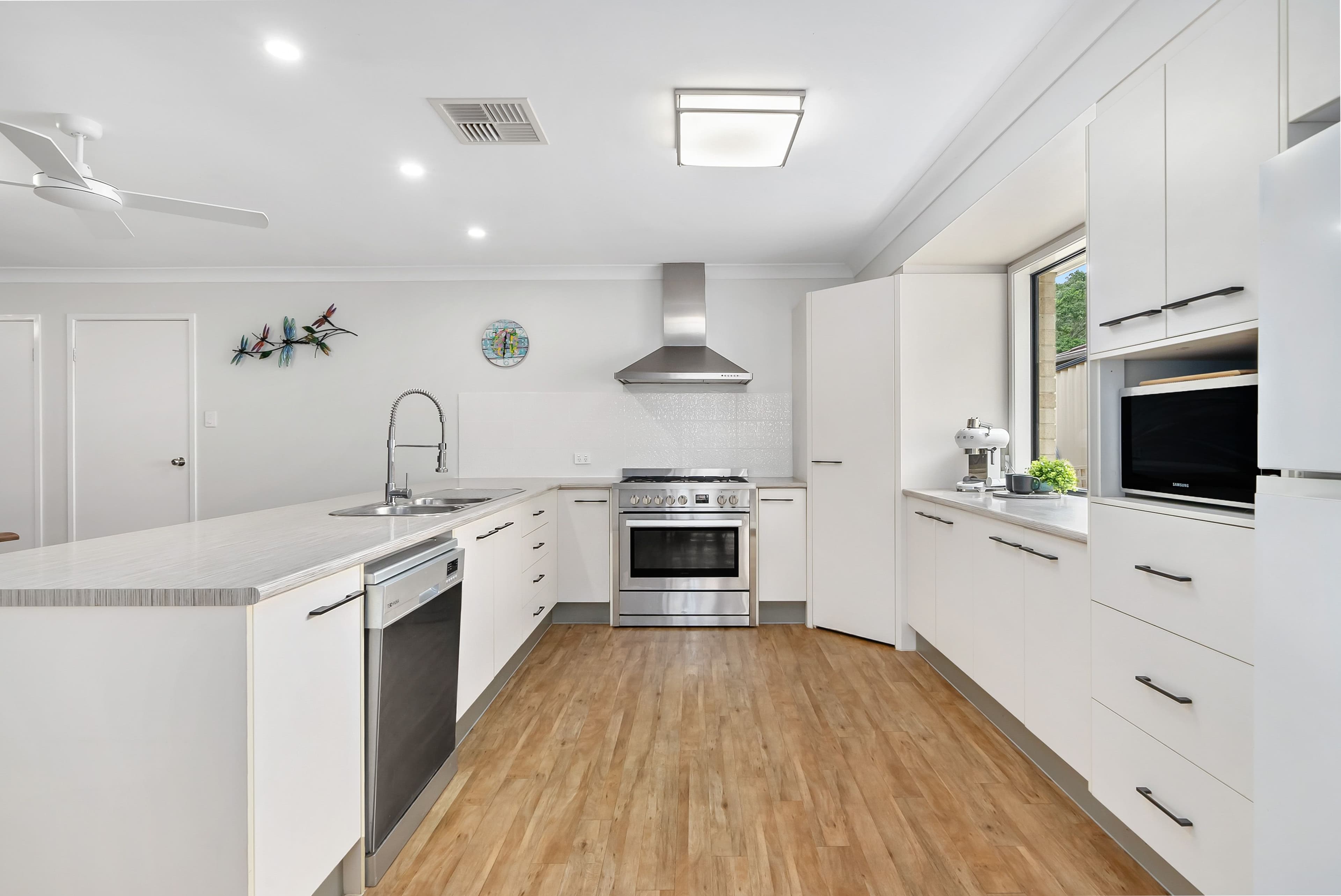 5 Lowe Court, Maudsland QLD 4210, Maudsland - Thumbnail 3