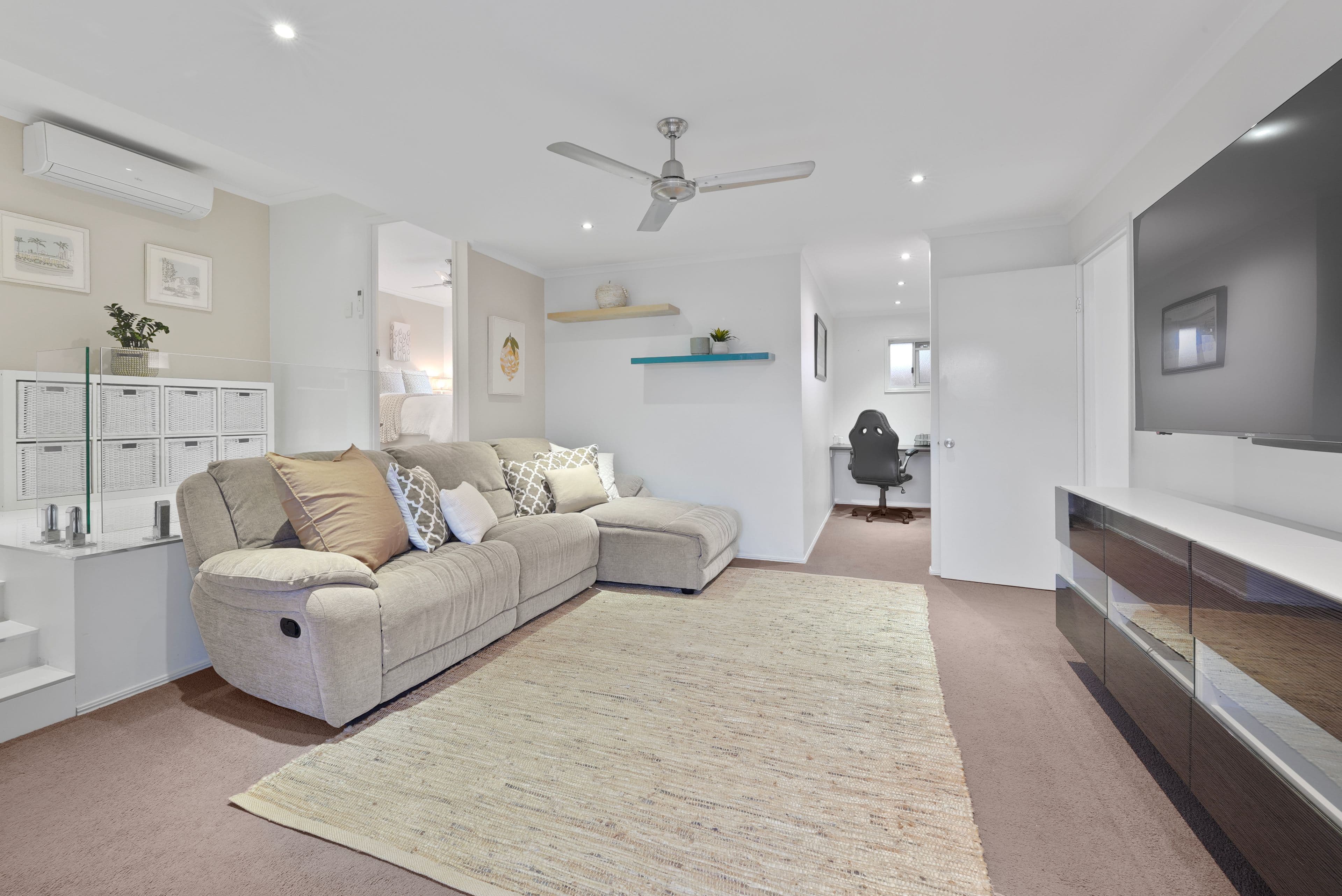 1 Tee Place, Arundel QLD 4214, Arundel - Thumbnail 8