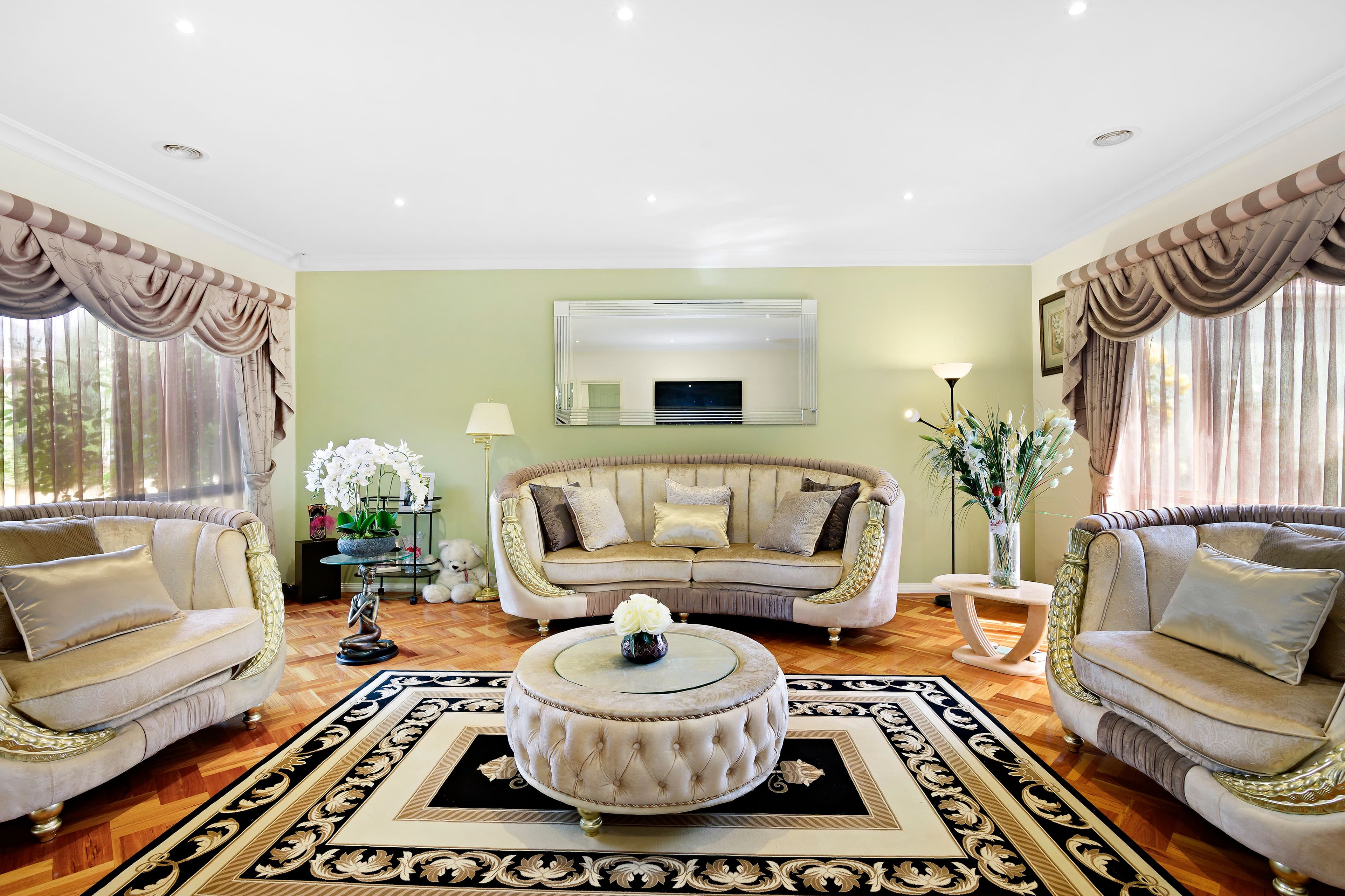 22 Carramar Street, Chadstone VIC 3148, Chadstone - Thumbnail 2