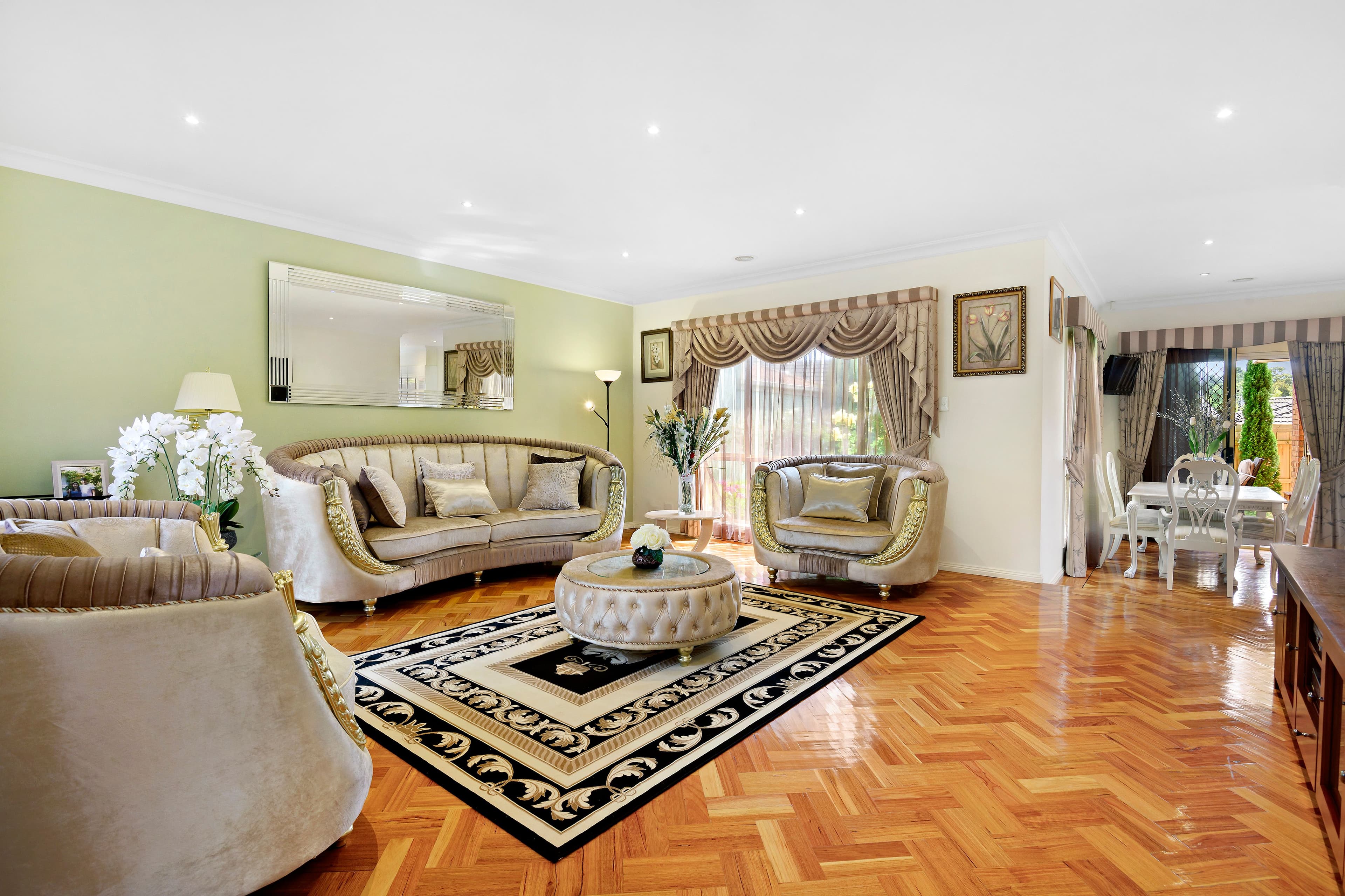 22 Carramar Street, Chadstone VIC 3148, Chadstone - Thumbnail 3
