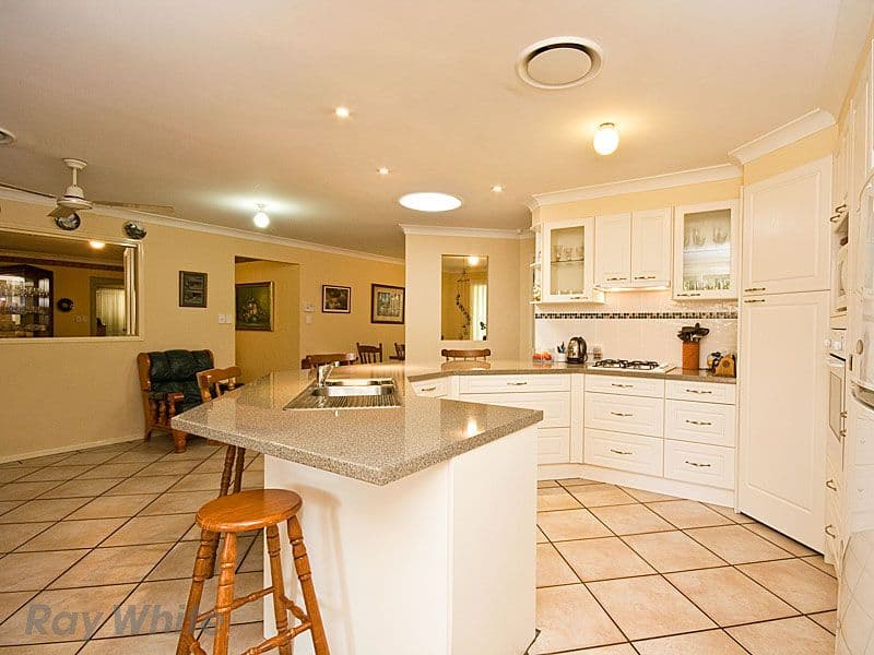 9 Burke Place, FOREST LAKE QLD 4078, Forest Lake - Thumbnail 3