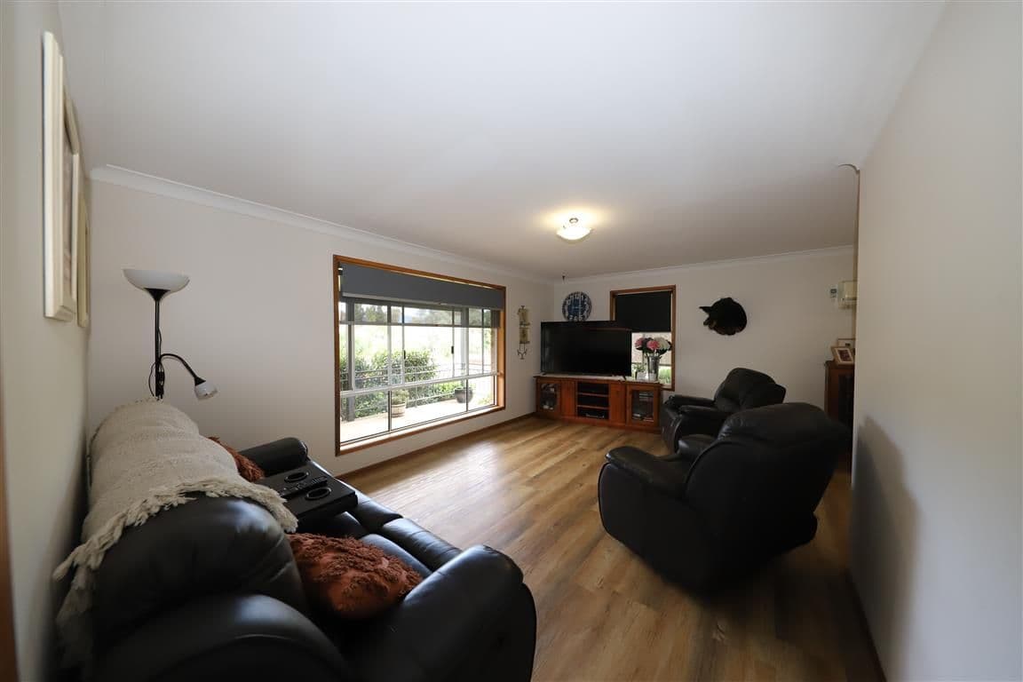 44 Lowthers Lane, Tumut NSW 2720, Mundongo - Thumbnail 3
