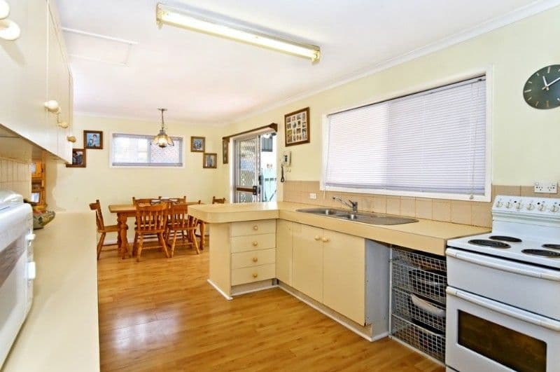 28 Gilandra Street, ROCHEDALE SOUTH QLD 4123, Rochedale South - Thumbnail 7