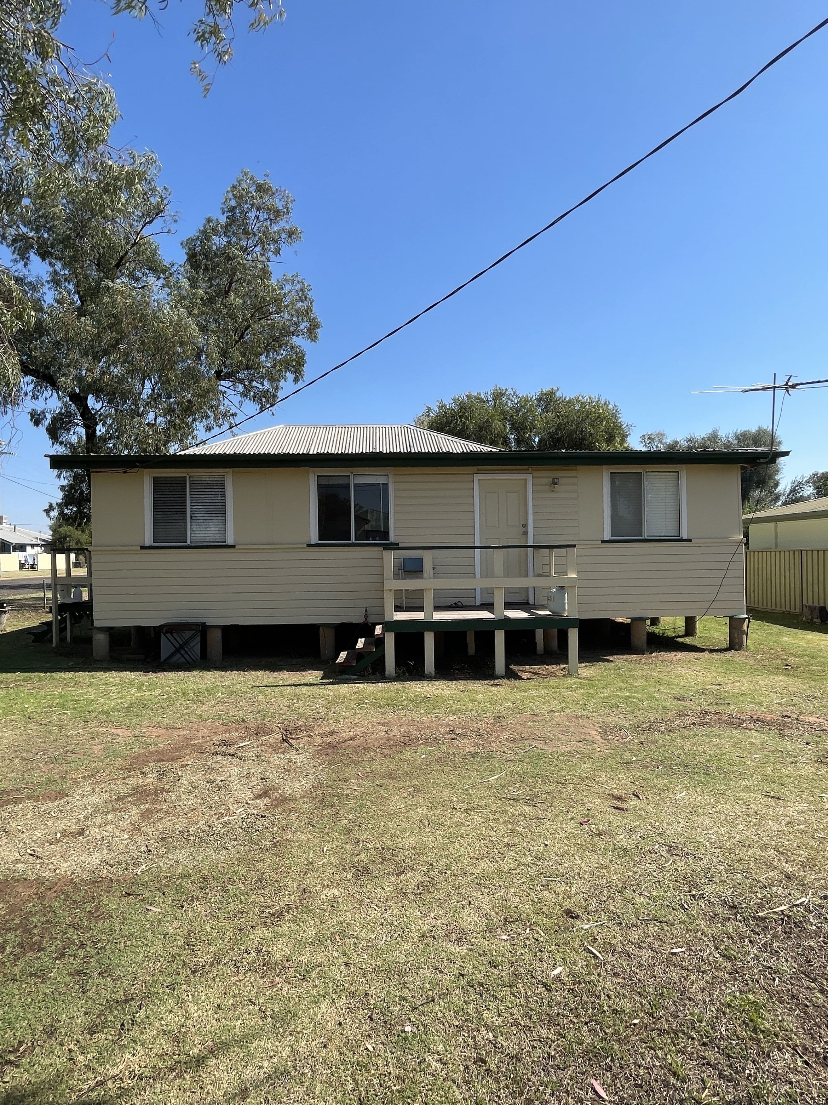 15 Edward Street, Charleville QLD 4470, Charleville - Thumbnail 2