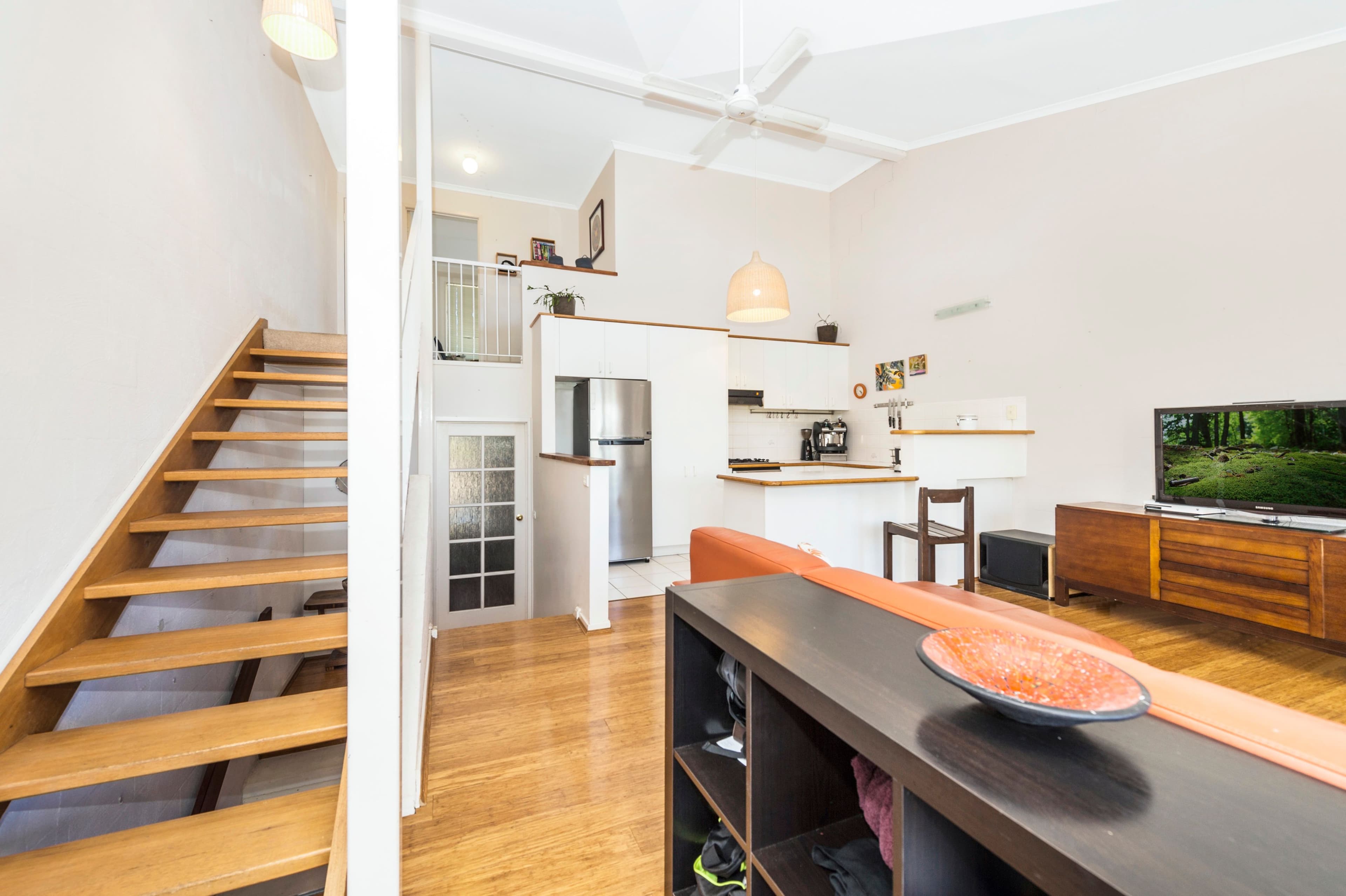 3 Winchester Place, Queanbeyan NSW 2620, Queanbeyan - Thumbnail 2