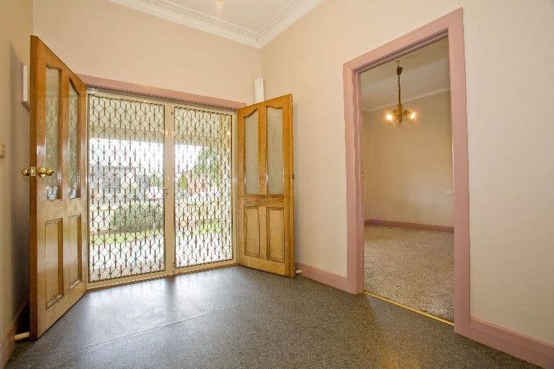 9 Guthrie Street, NORTH GEELONG VIC 3215, North Geelong - Thumbnail 2
