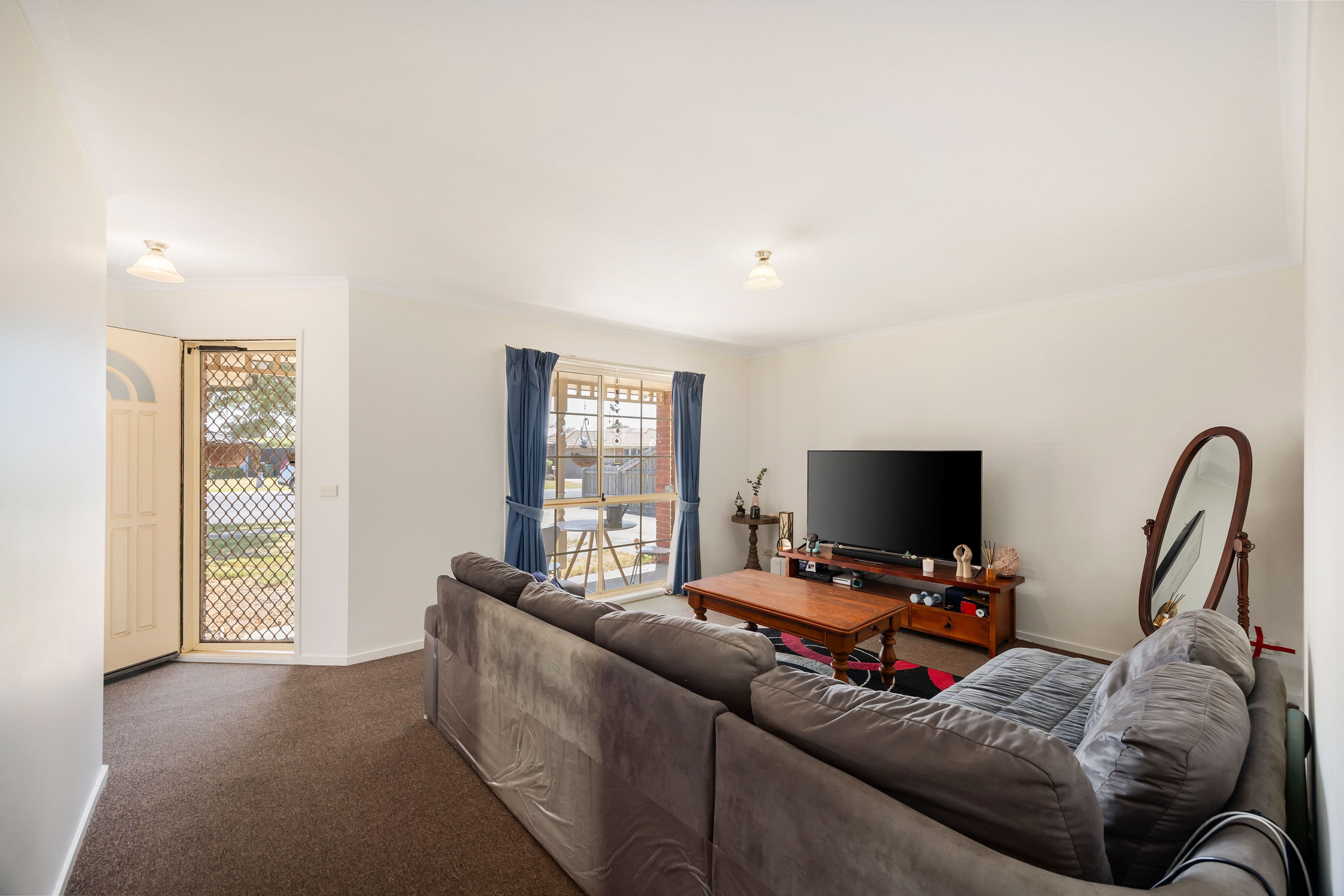 13 Cowper Crescent, Sunbury VIC 3429, Sunbury - Thumbnail 2