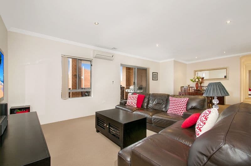 9 Stuart Street, HELENSBURGH NSW 2508, Helensburgh - Thumbnail 3