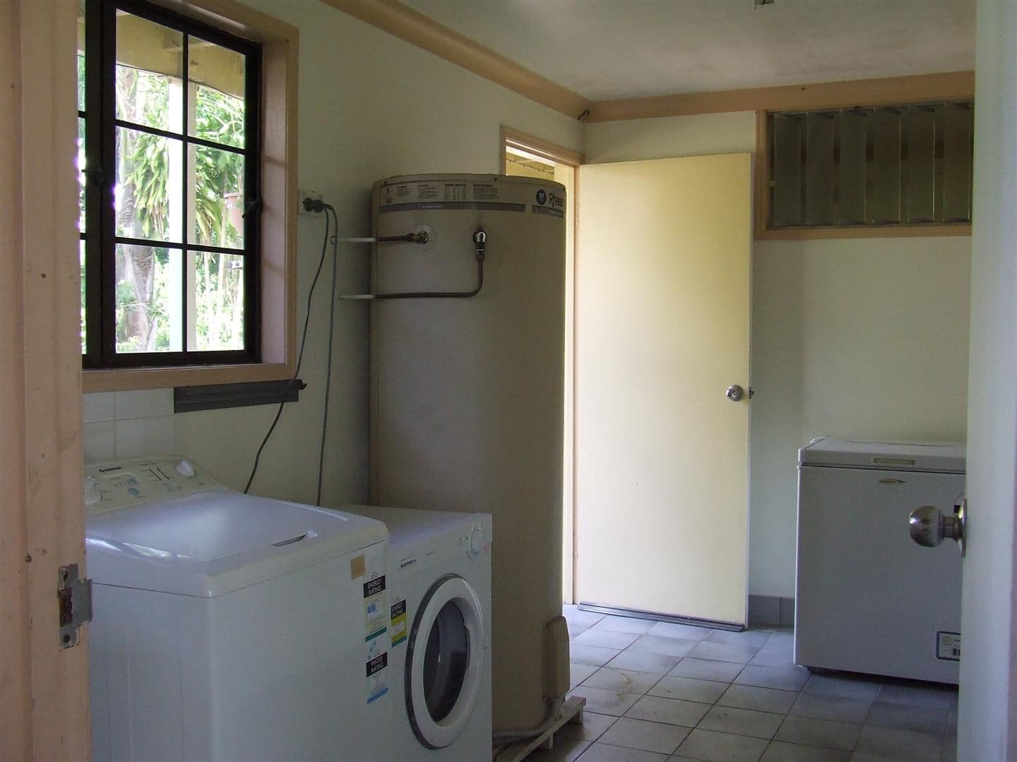 55 Ferguson Street, ALLENSTOWN QLD 4700, Allenstown - Thumbnail 8
