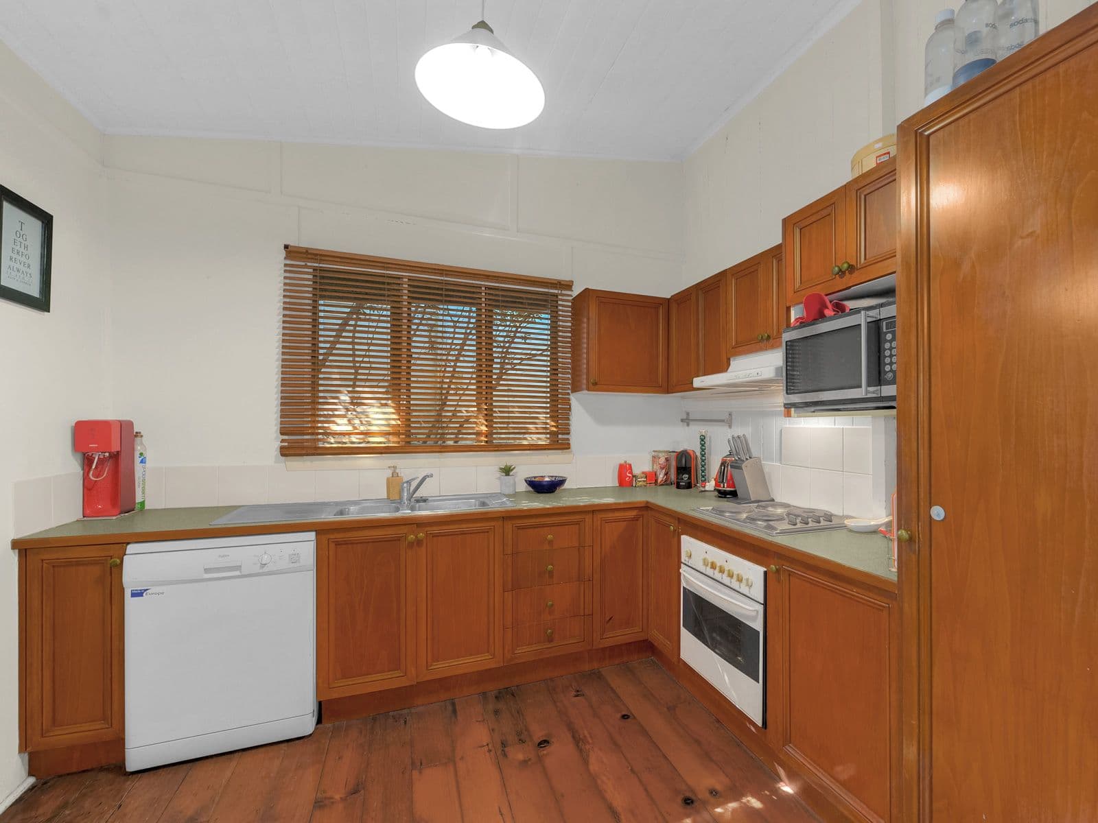 59 Peach Street, Greenslopes QLD 4120, Greenslopes - Thumbnail 4