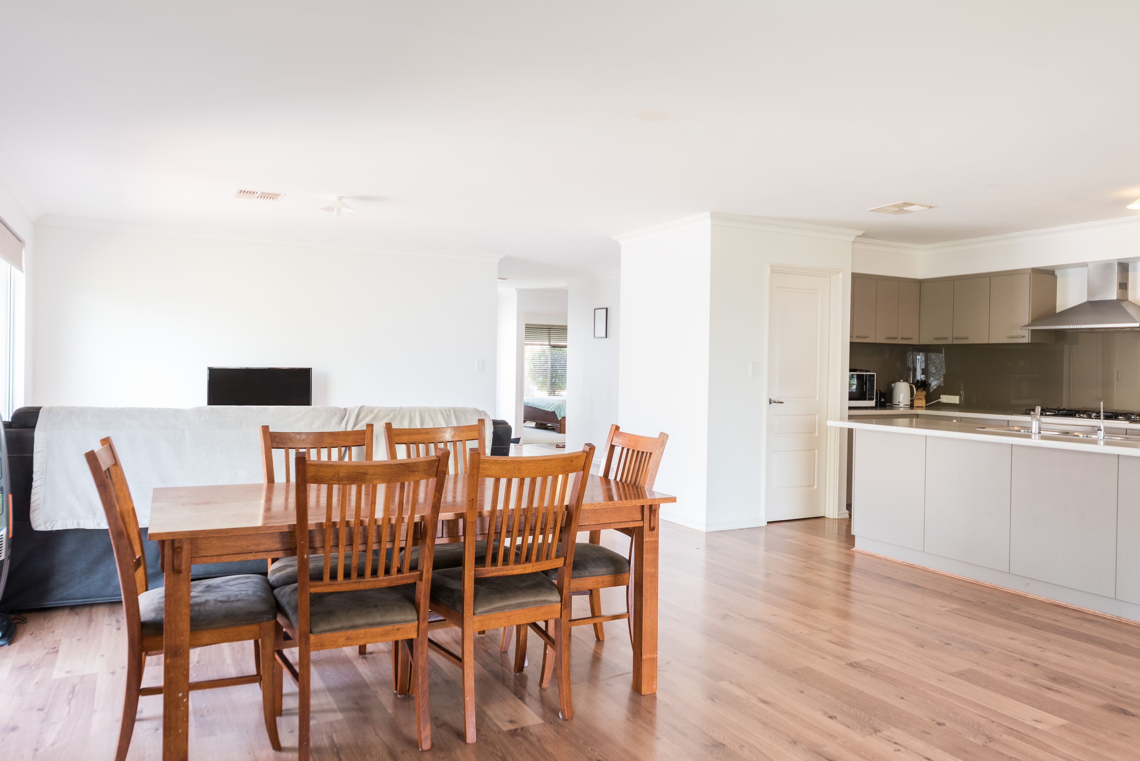8 Claymore Loop, Dalyellup WA 6230, Dalyellup - Thumbnail 5