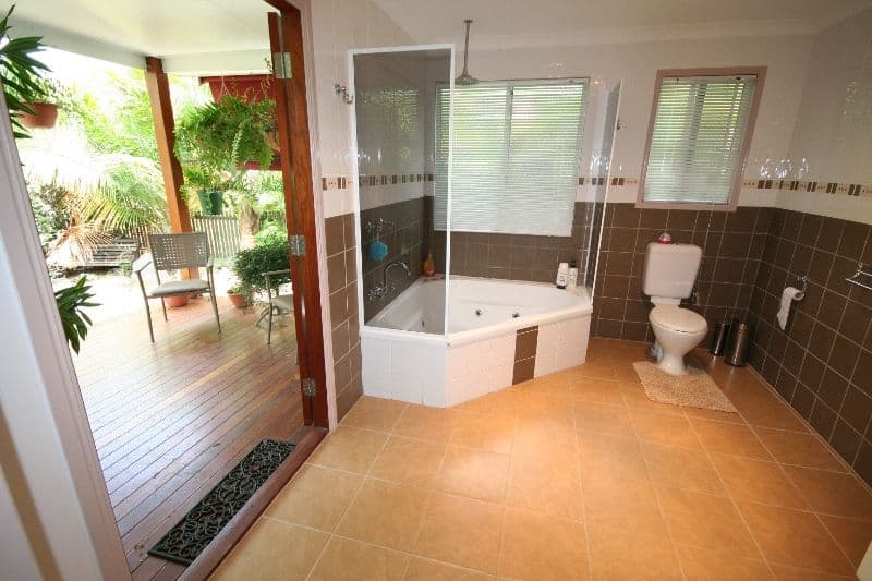 98  Kariboe Street, BILOELA QLD 4715, Biloela - Thumbnail 4
