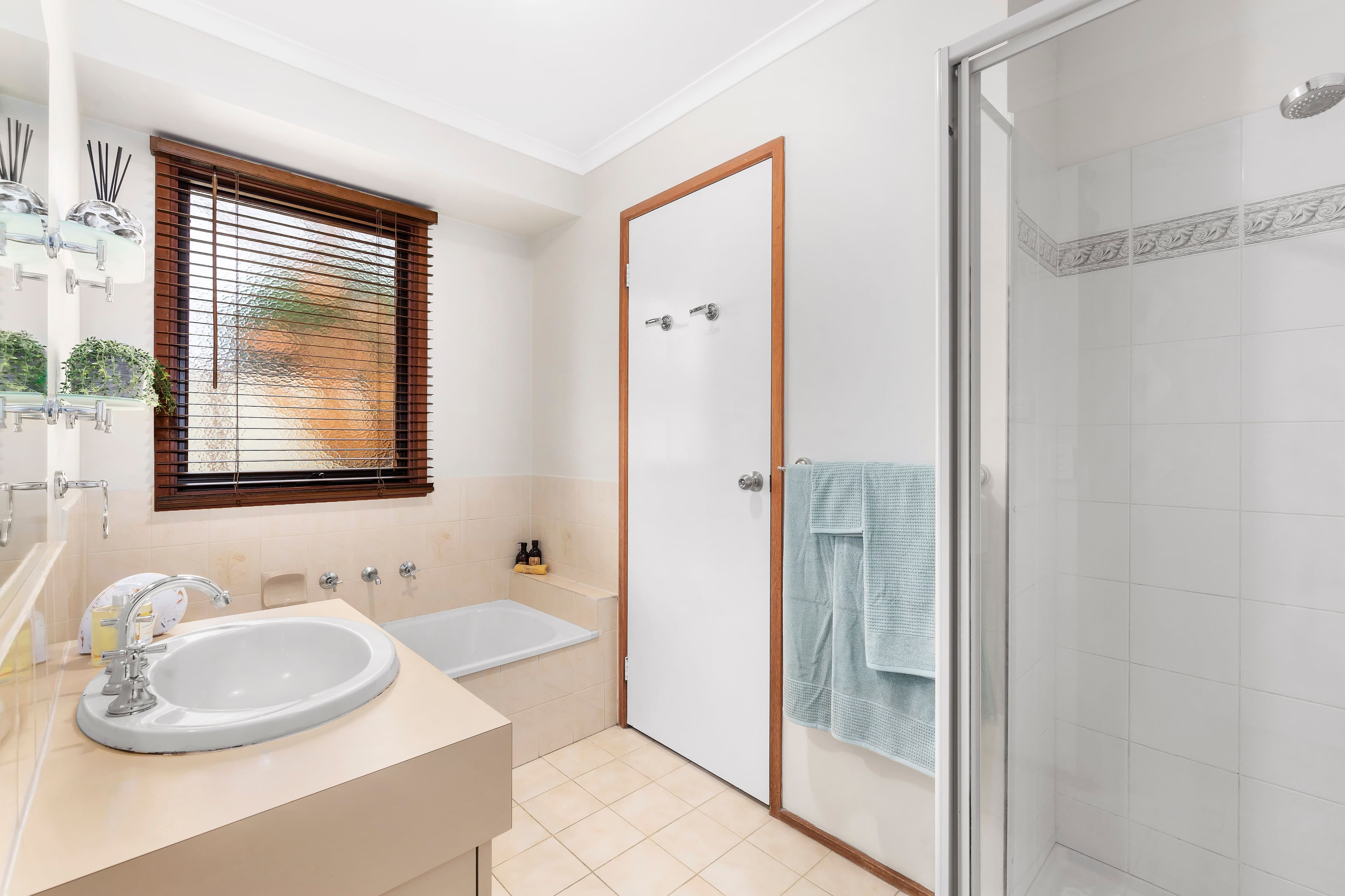 5 Bronsdon Court, Mill Park VIC 3082, Mill Park - Thumbnail 7