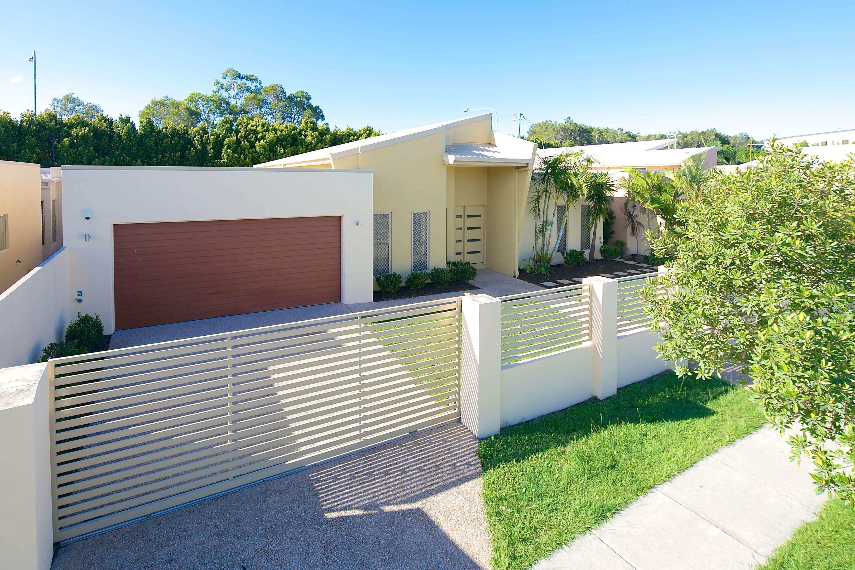 73 East Quay Drive, Biggera Waters QLD 4216, Biggera Waters - Thumbnail 2