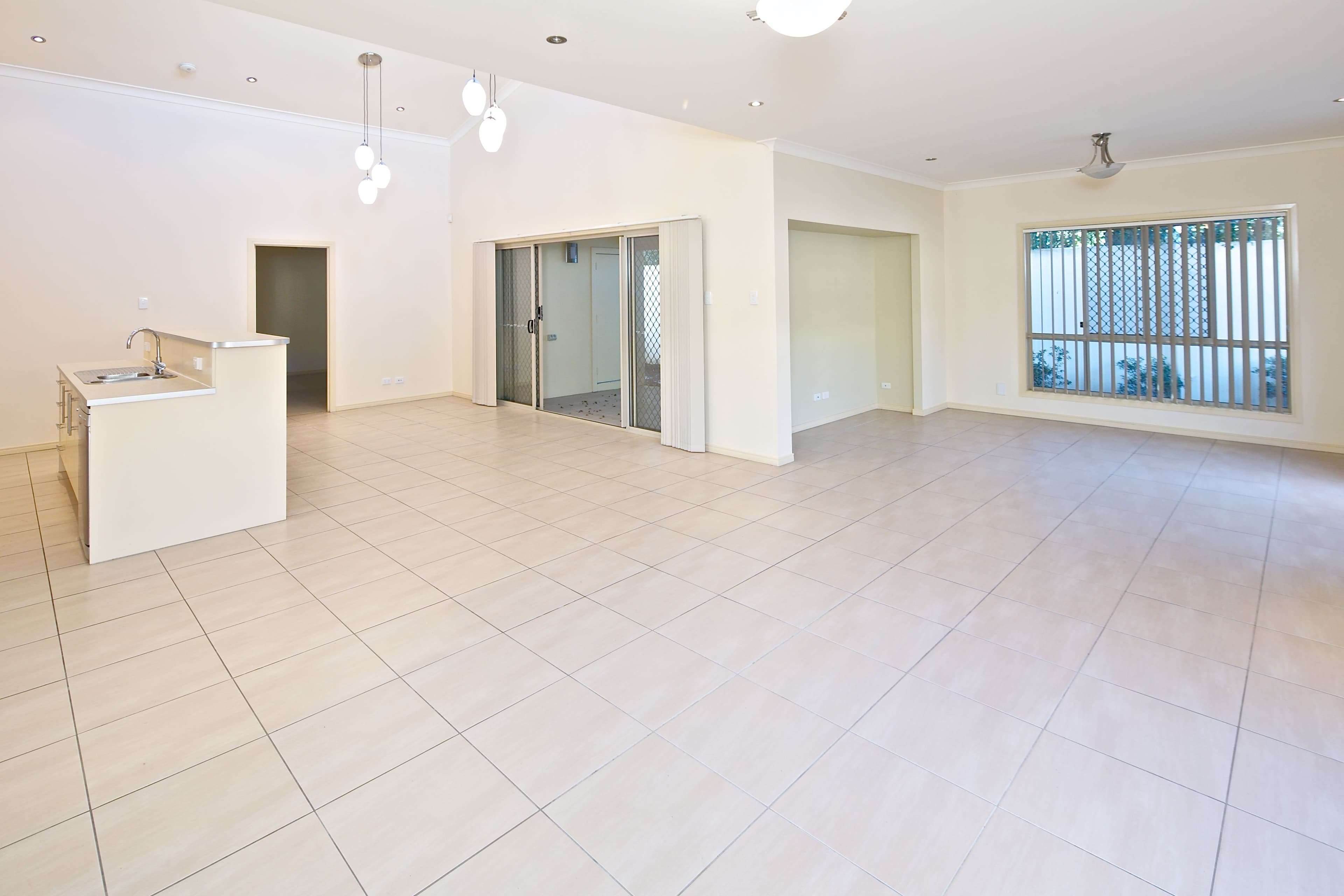 73 East Quay Drive, Biggera Waters QLD 4216, Biggera Waters - Thumbnail 3