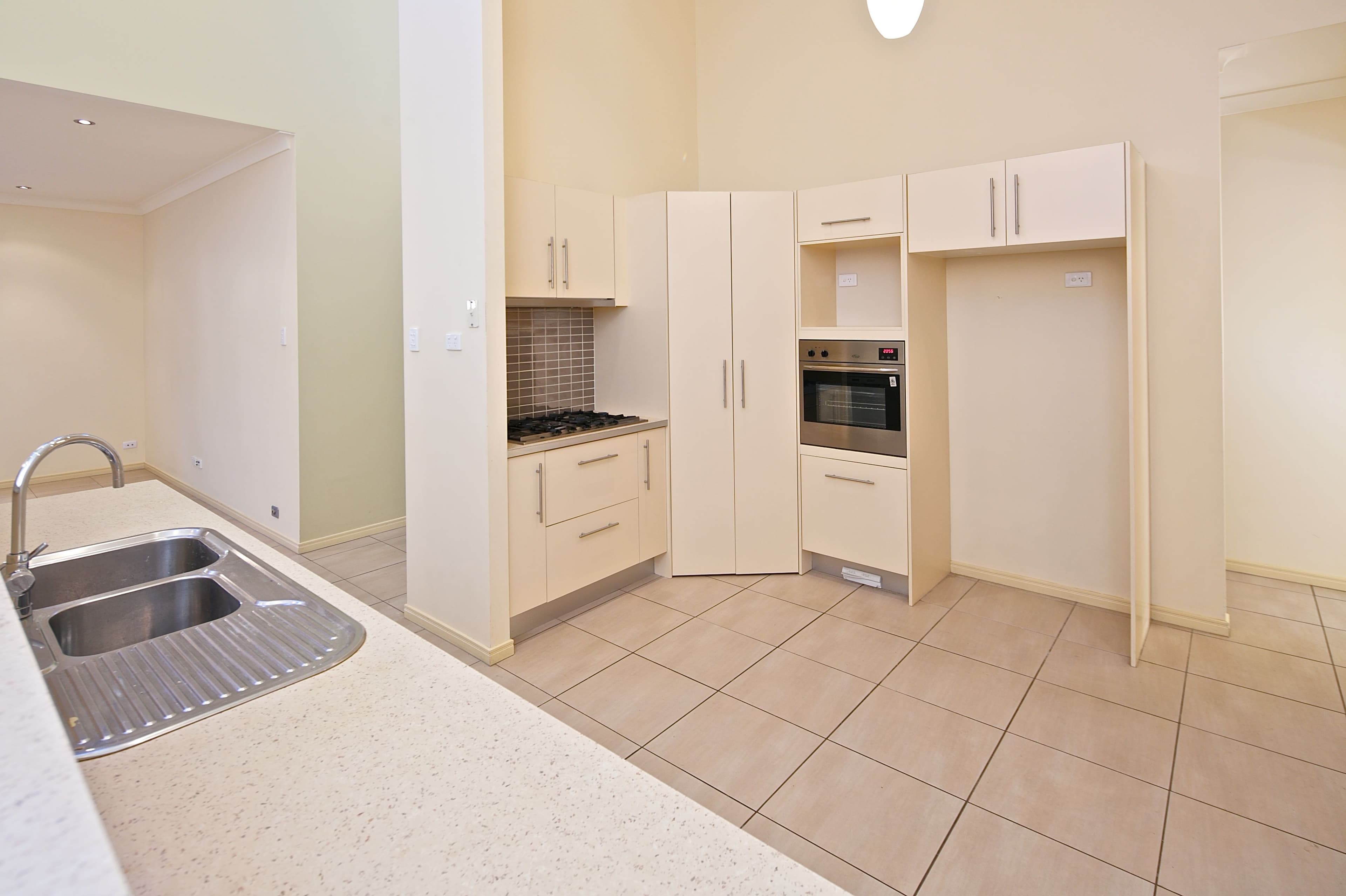 73 East Quay Drive, Biggera Waters QLD 4216, Biggera Waters - Thumbnail 5