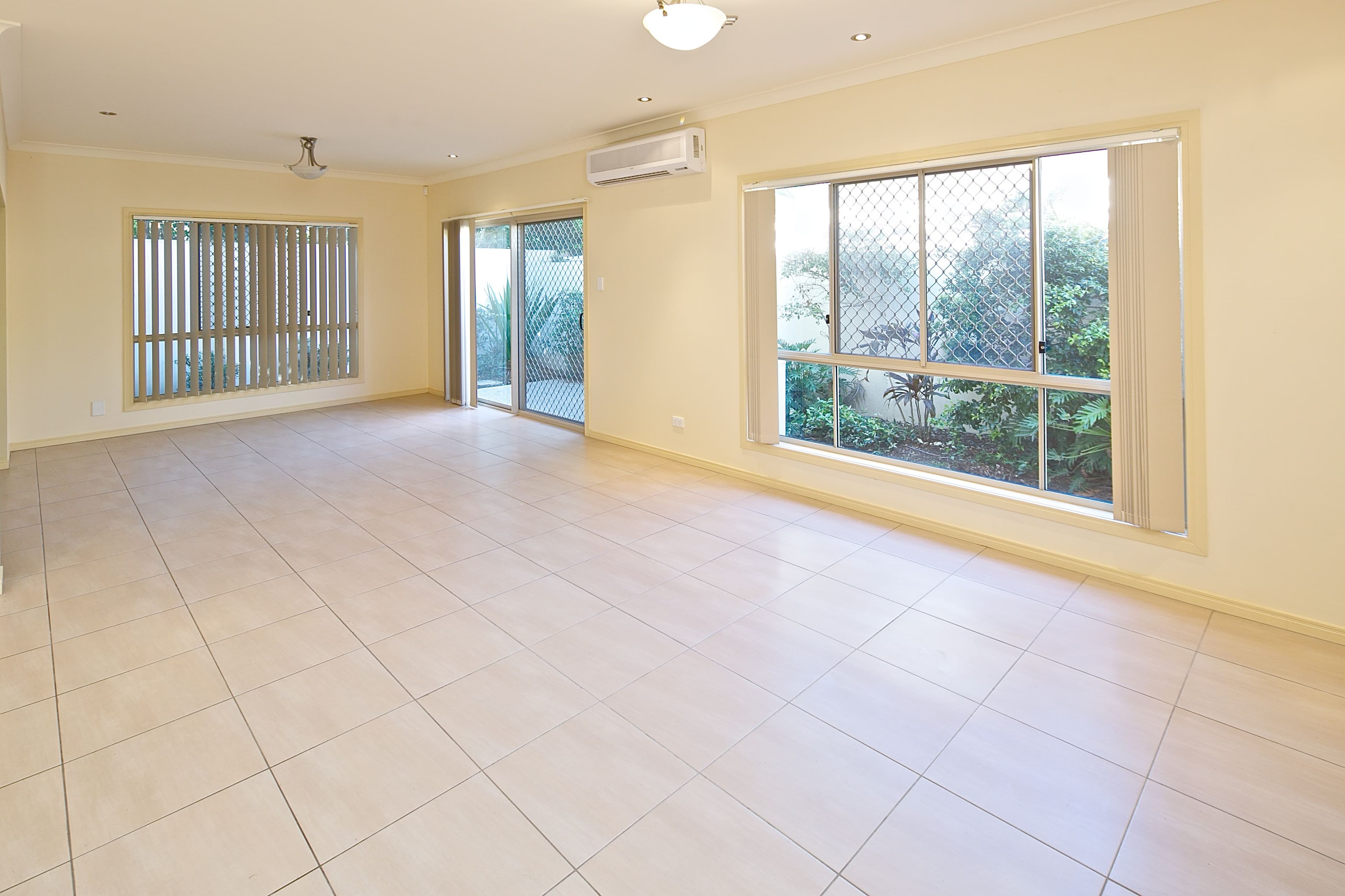 73 East Quay Drive, Biggera Waters QLD 4216, Biggera Waters - Thumbnail 8
