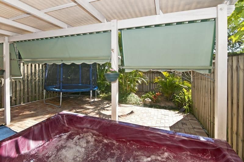 9 Harrier Drive, BURLEIGH WATERS QLD 4220, Burleigh Waters - Thumbnail 5