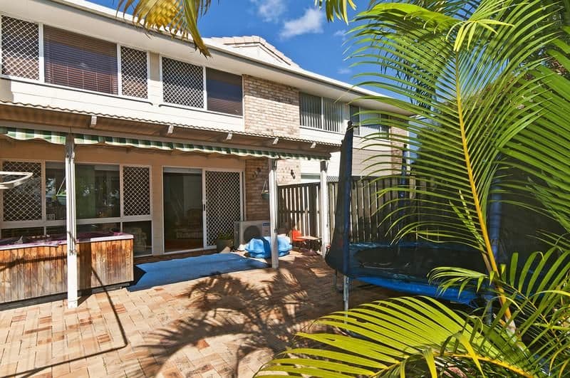 9 Harrier Drive, BURLEIGH WATERS QLD 4220, Burleigh Waters - Thumbnail 6