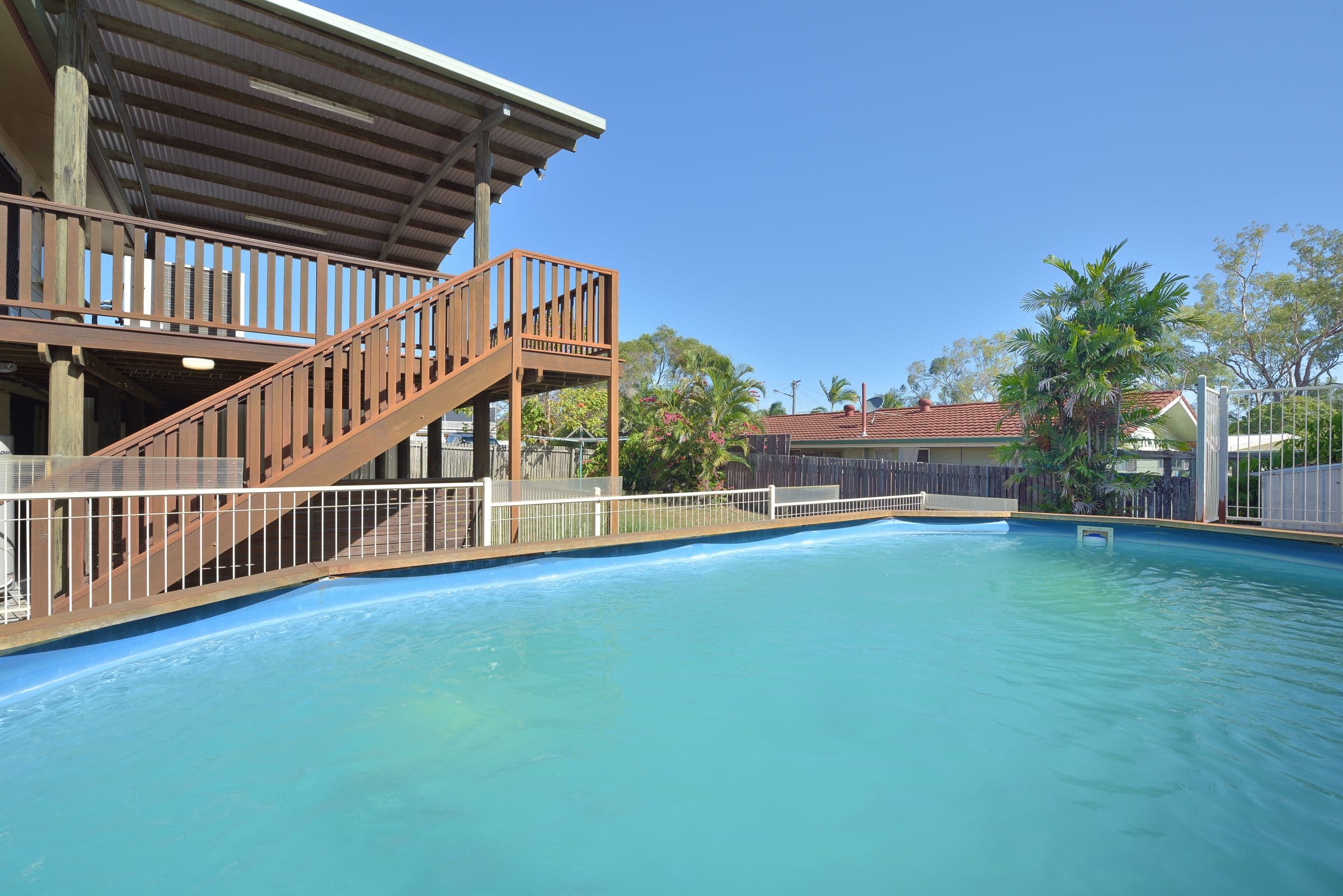 12 Cook Street, West Gladstone QLD 4680, West Gladstone - Thumbnail 2