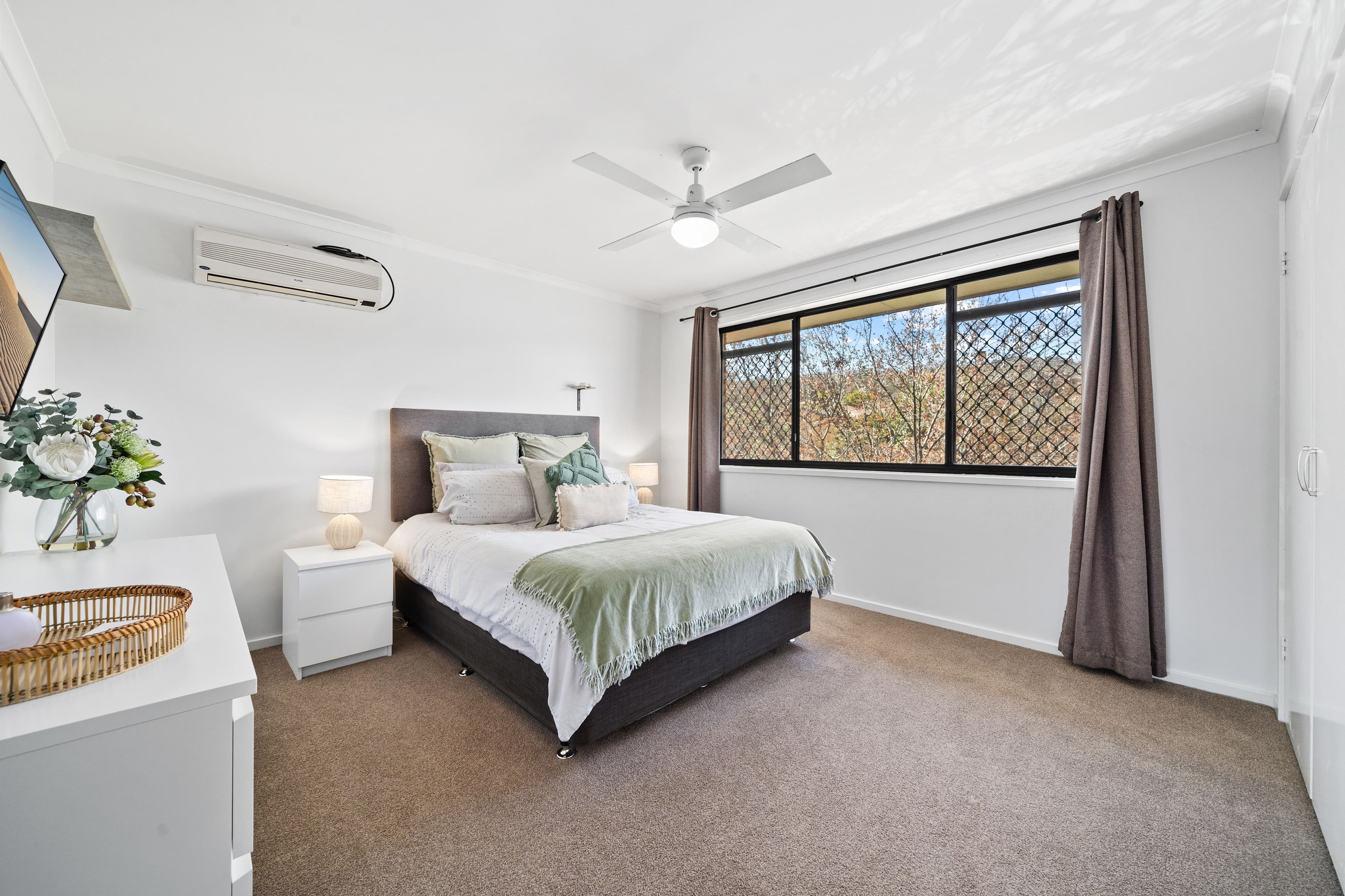 156 Carwoola Street, Queanbeyan NSW 2620, Queanbeyan East - Image 1