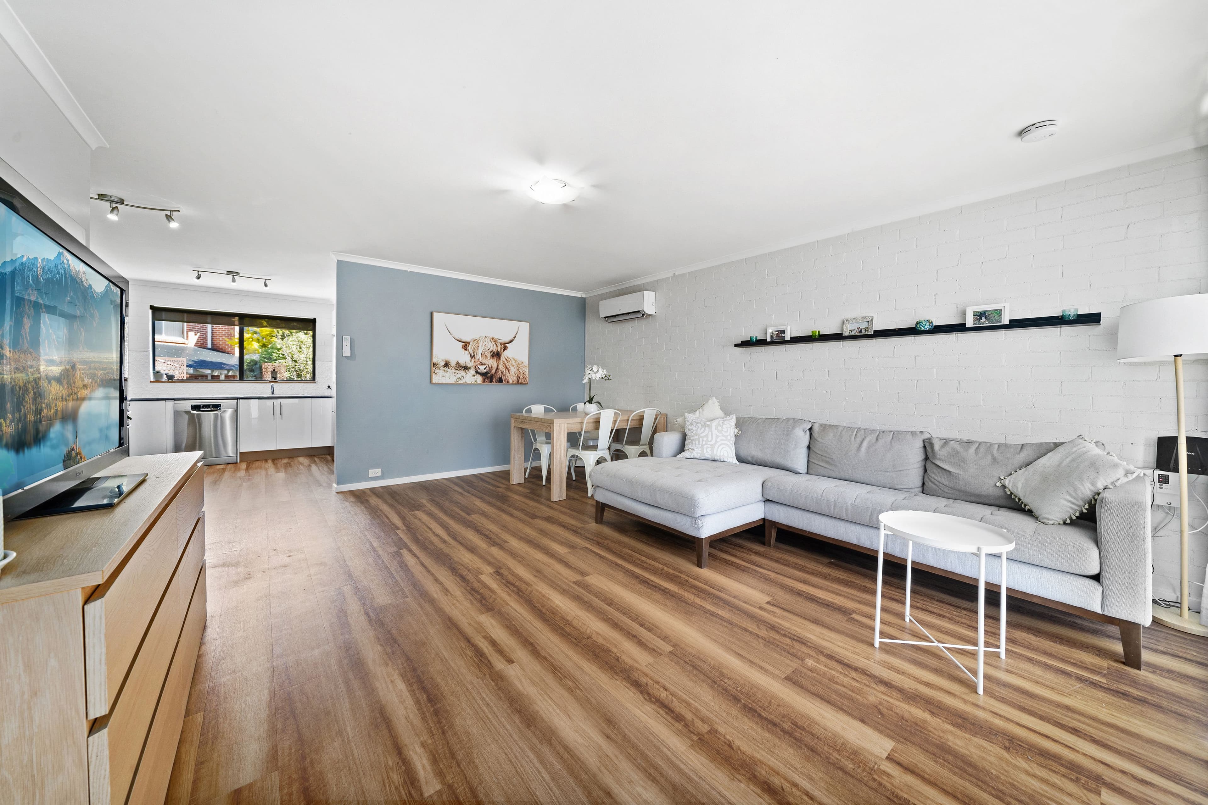 156 Carwoola Street, Queanbeyan NSW 2620, Queanbeyan East - Thumbnail 4