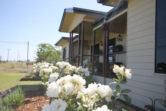23 Southern Cross Drive, DALBY QLD 4405, Dalby - Thumbnail 2