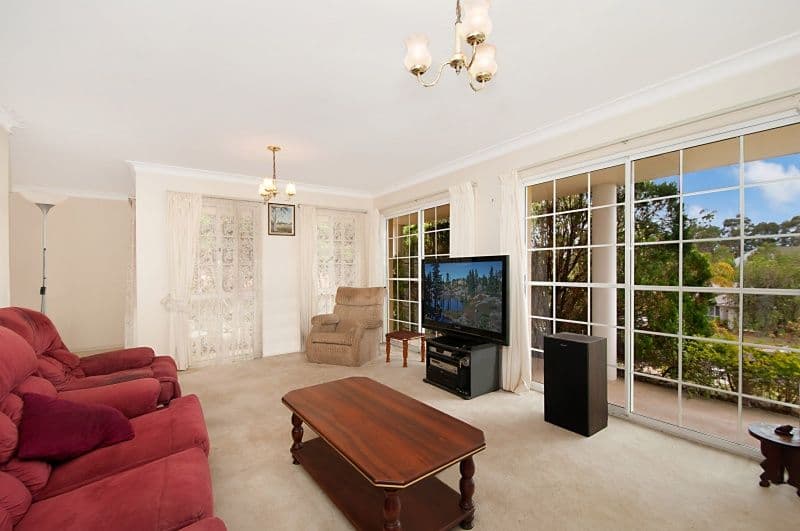 10 Pearson Close, ARUNDEL QLD 4214, Arundel - Thumbnail 2