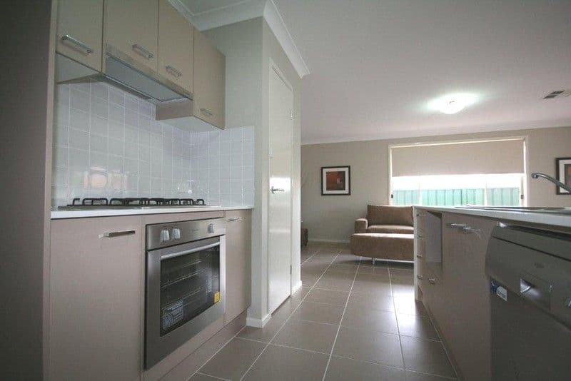 5 Sandalwood Avenue, FLETCHER NSW 2287, Fletcher - Thumbnail 4