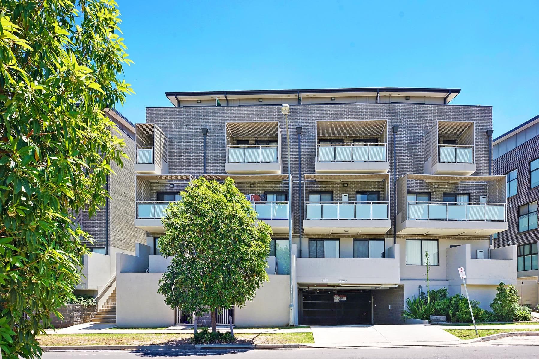 1 Glenmore Ridge Drive, Glenmore Park - Thumbnail 2