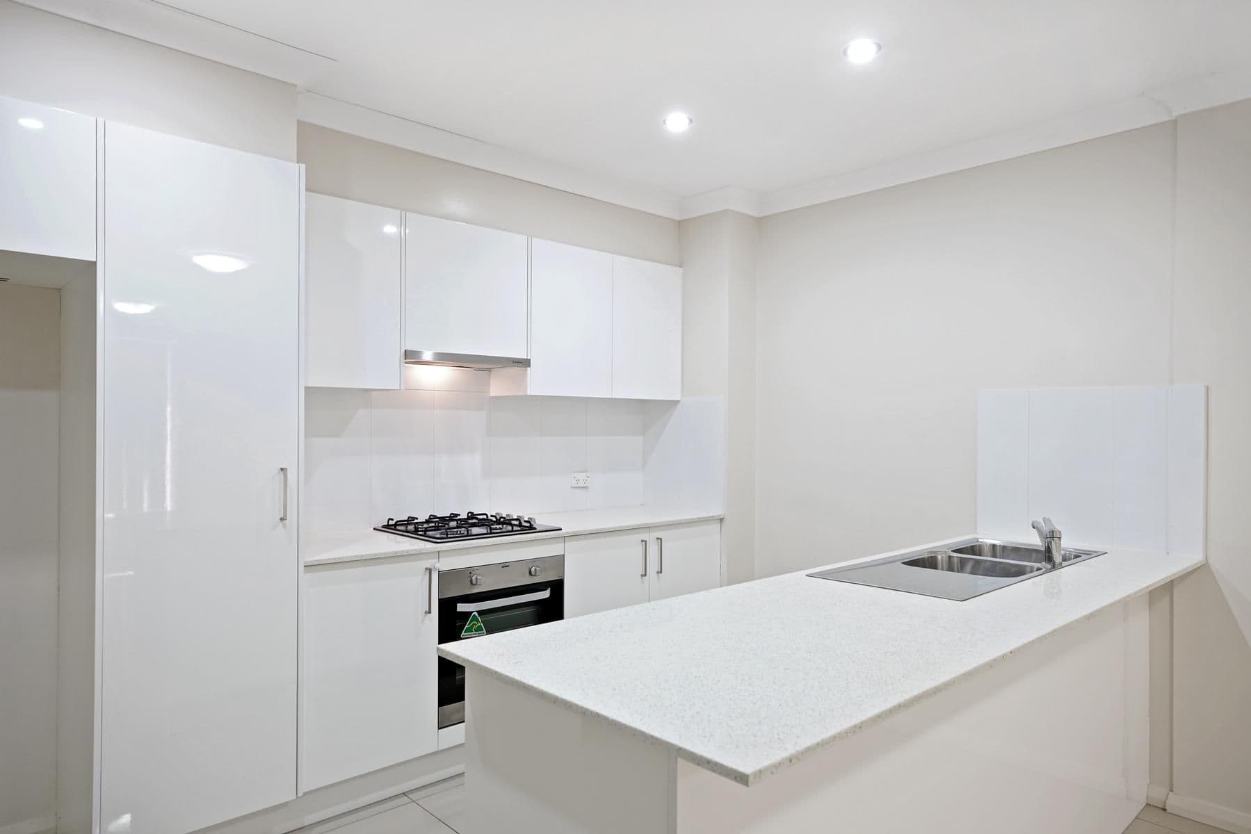1 Glenmore Ridge Drive, Glenmore Park - Thumbnail 5