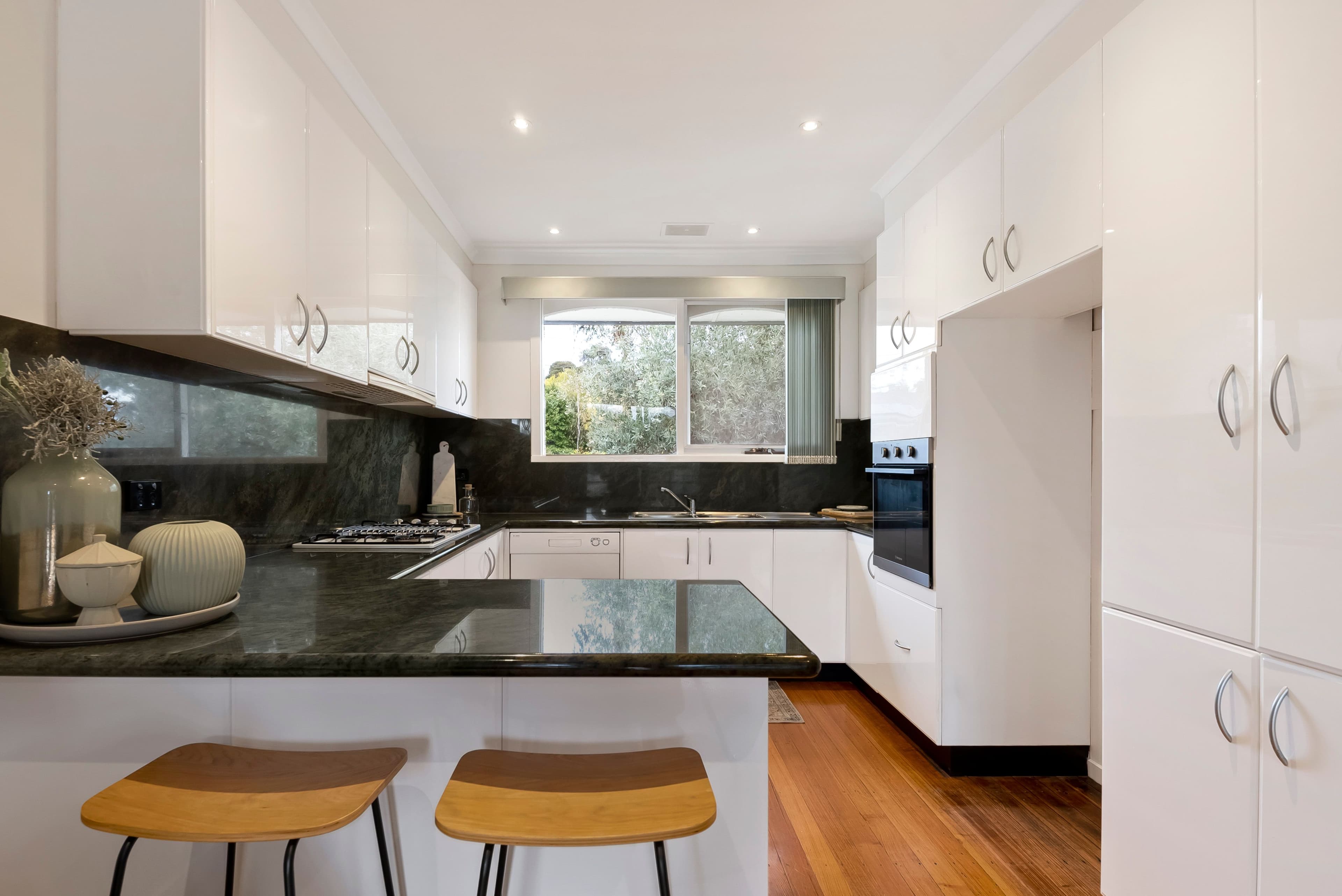 247 Hawthorn Road, Vermont South VIC 3133, Vermont South - Thumbnail 4