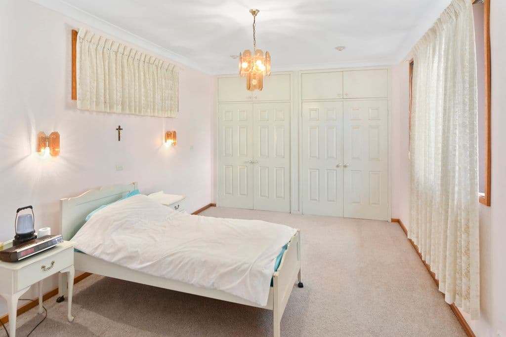 132 The Kingsway, Barrack Heights - Thumbnail 5